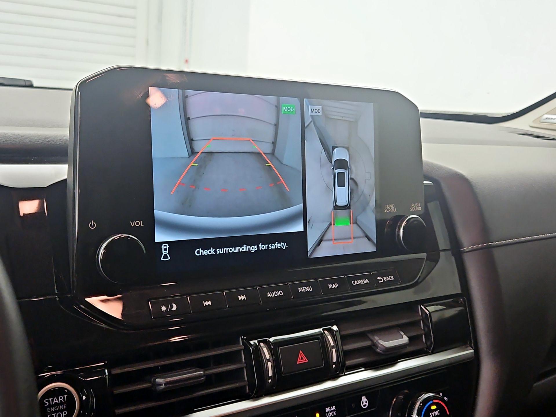 Thumbnail: 2023 Nissan Pathfinder - 15