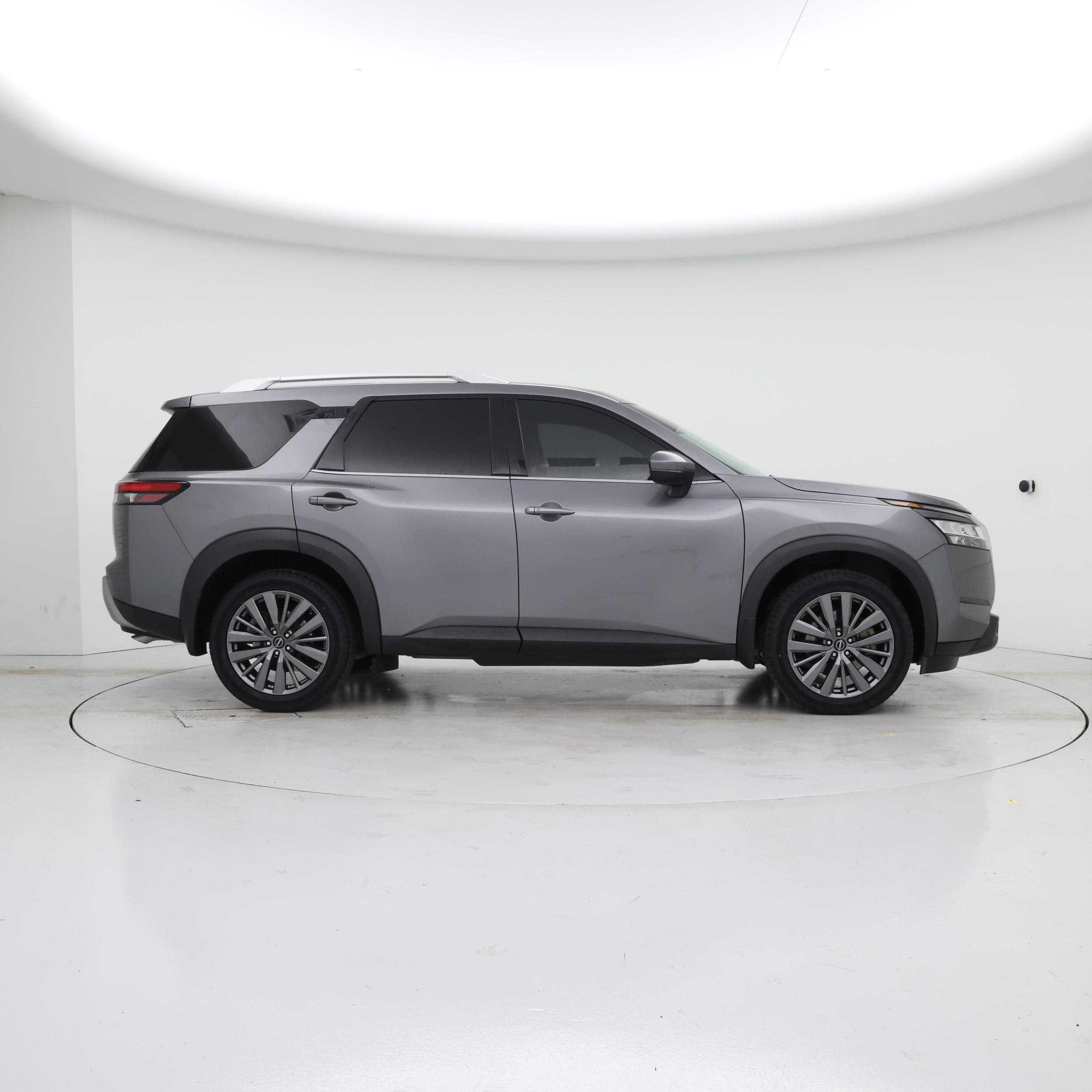 Thumbnail: 2023 Nissan Pathfinder - 7