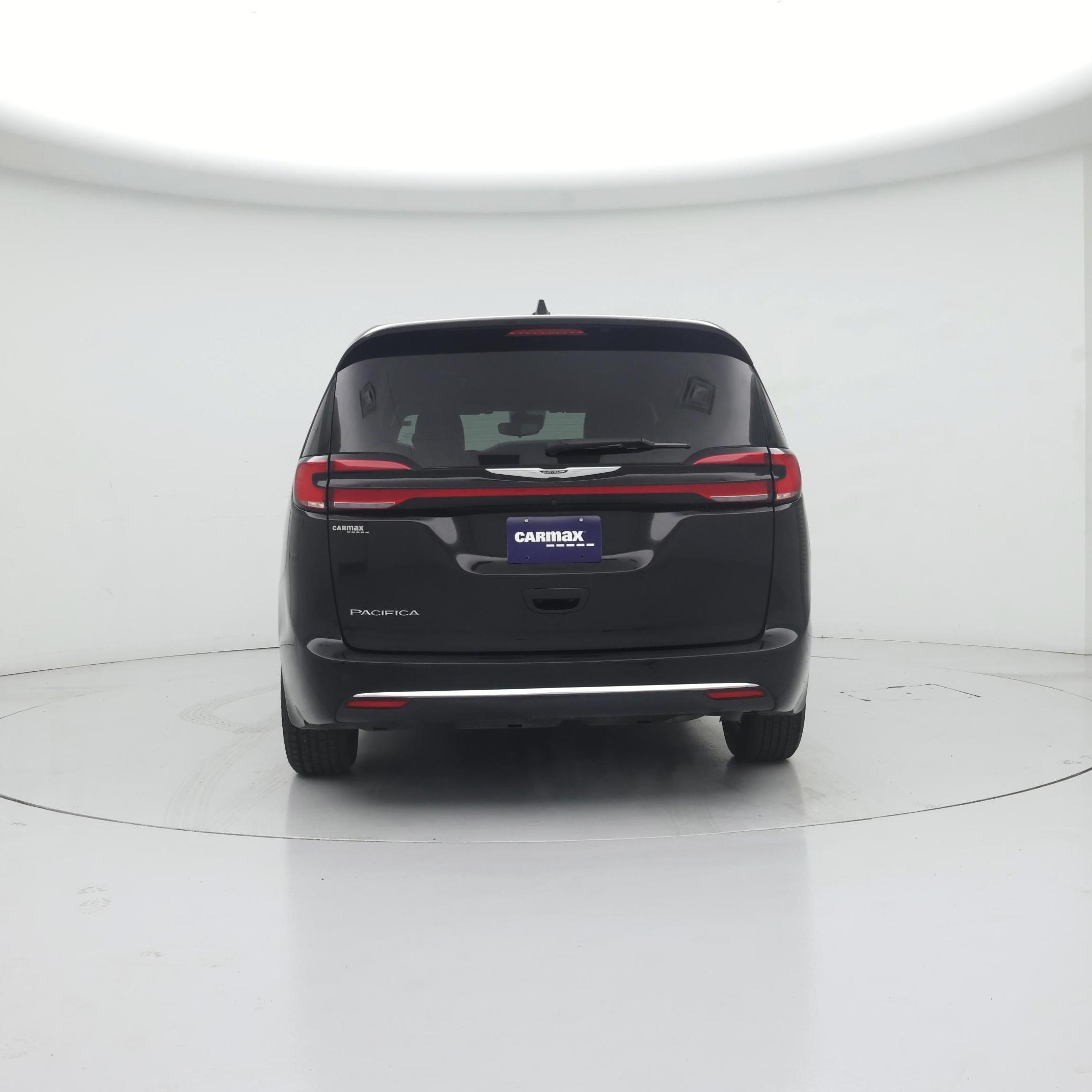 Thumbnail: 2024 Chrysler Pacifica - 6