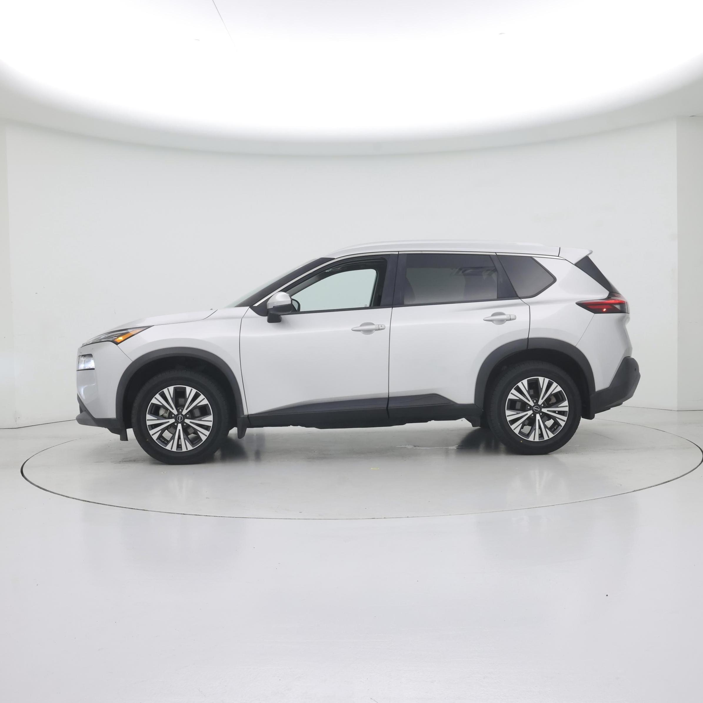 Thumbnail: 2022 Nissan Rogue - 3