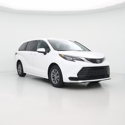 2024 Toyota Sienna LE