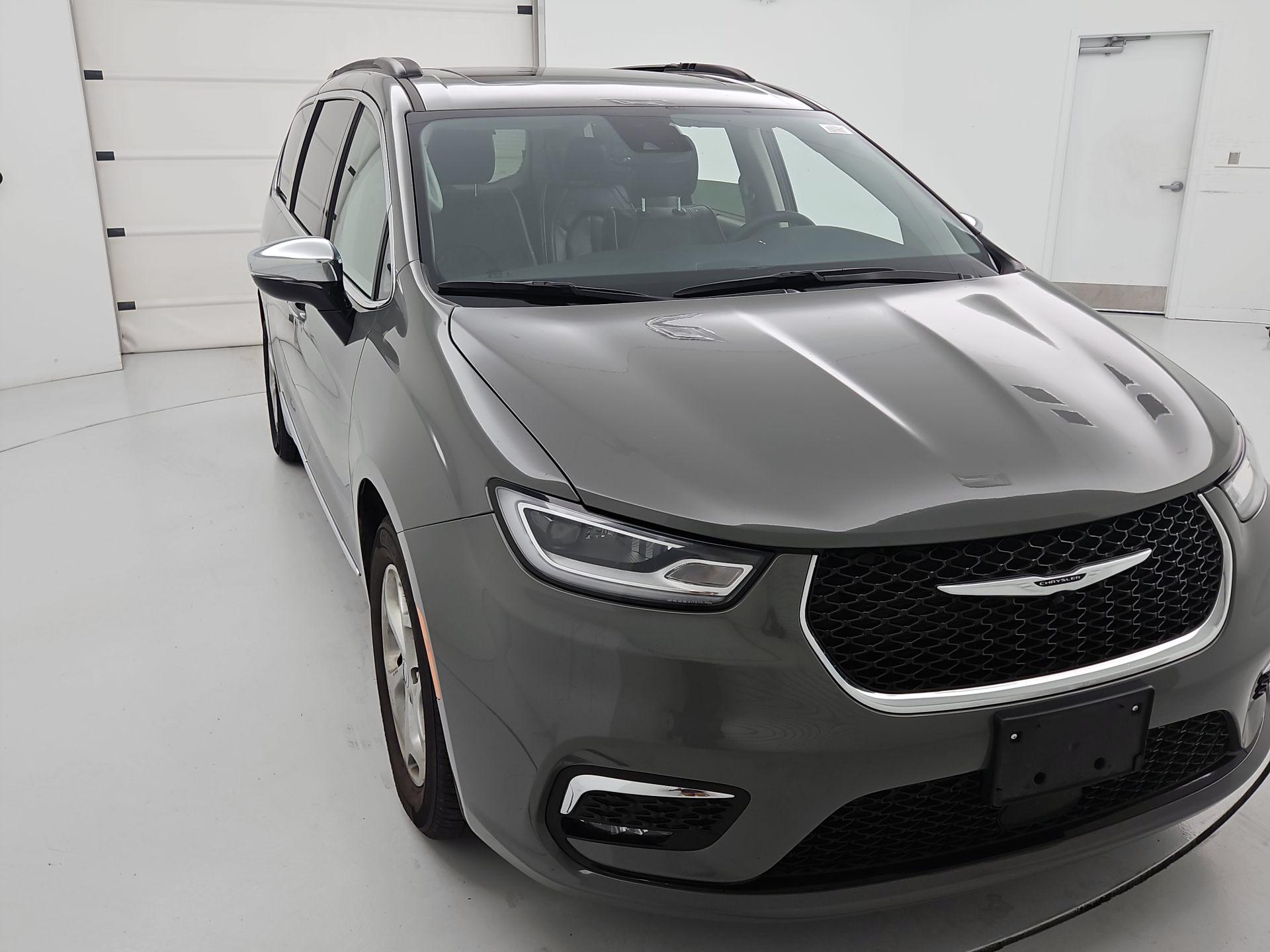Thumbnail: 2023 Chrysler Pacifica - 1