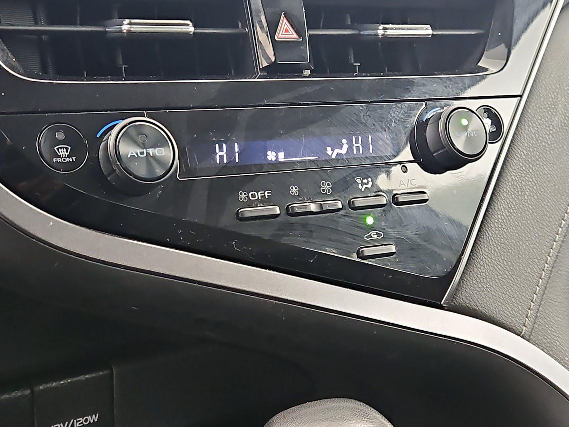 Thumbnail: 2023 Toyota Camry - 16