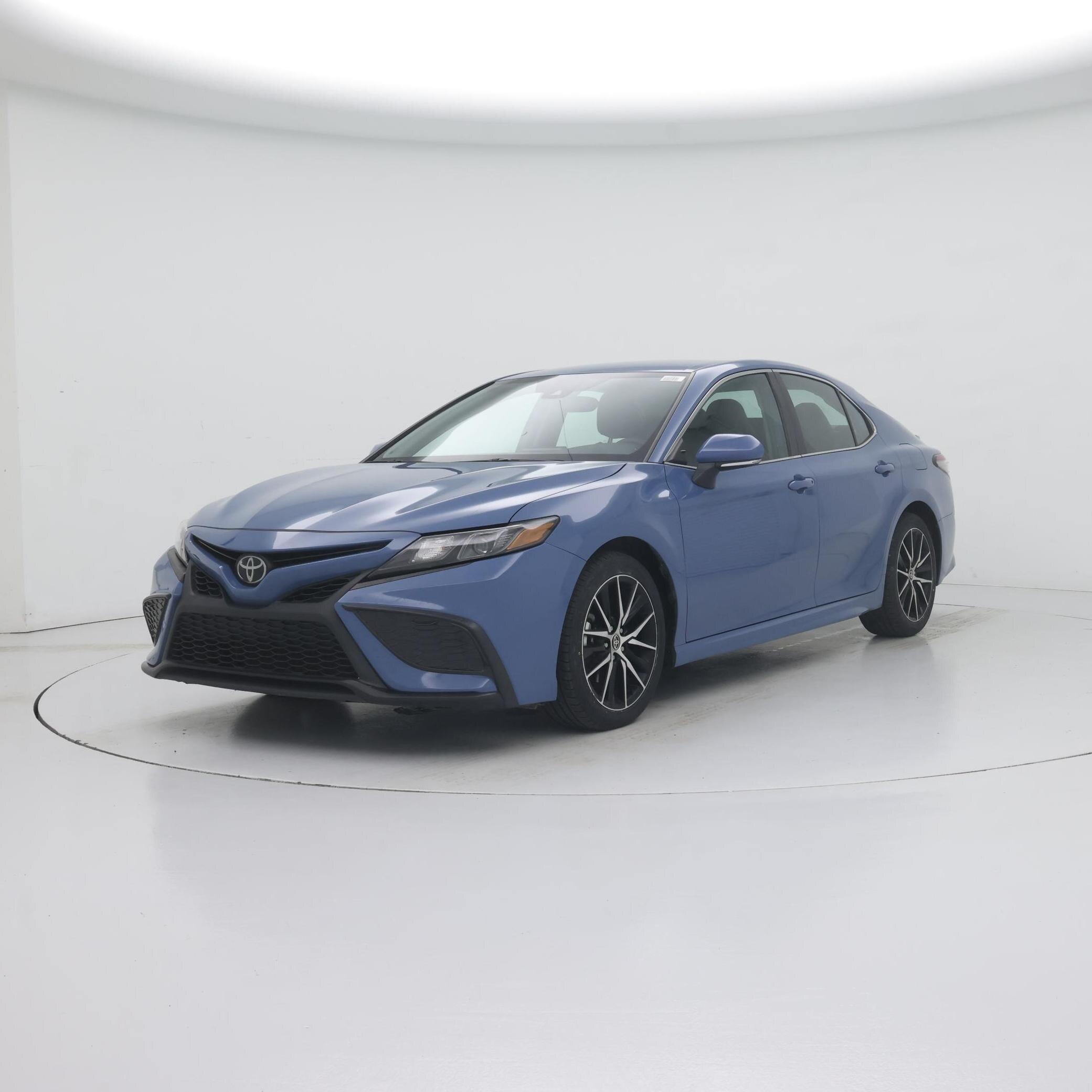 Thumbnail: 2023 Toyota Camry - 4