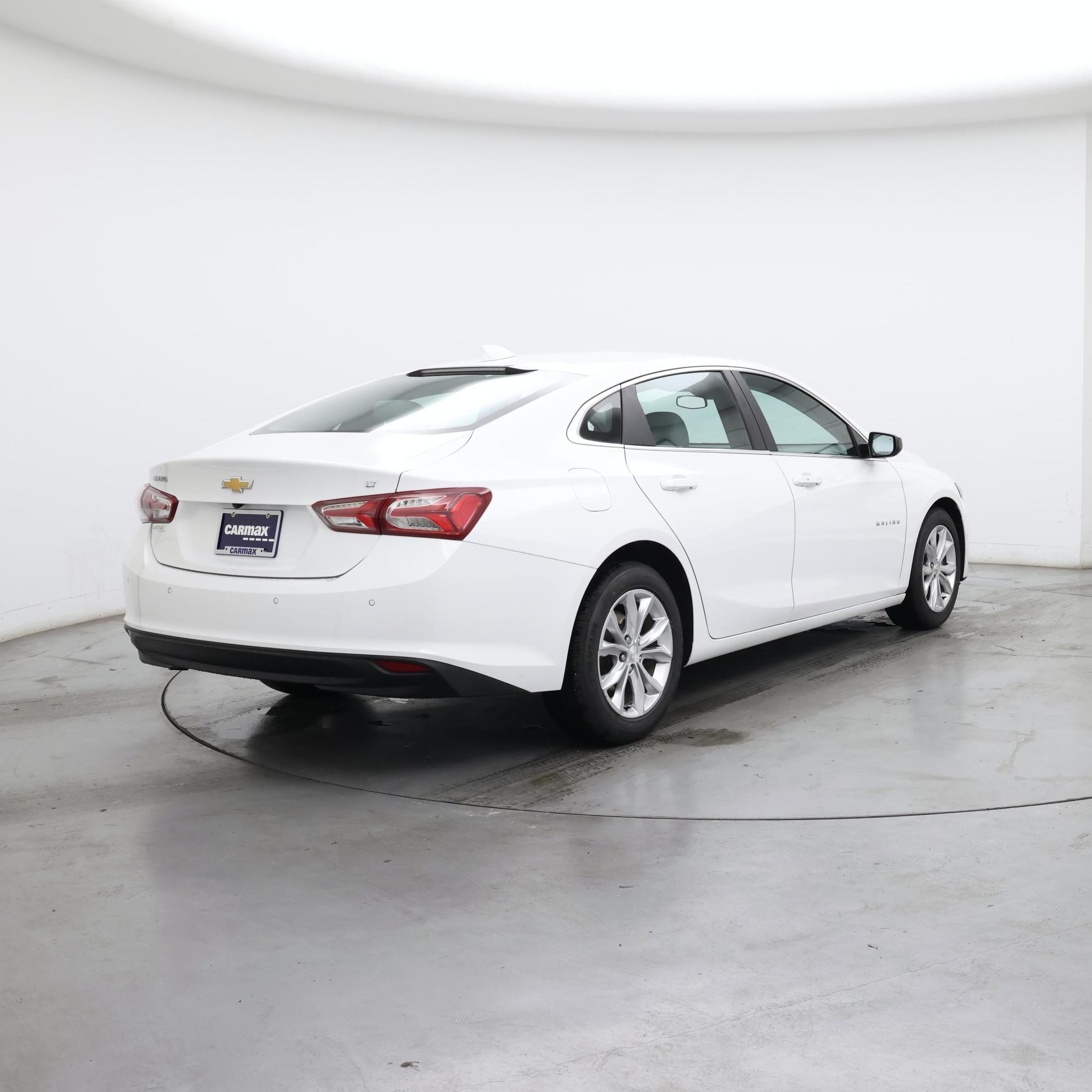 Thumbnail: 2020 Chevrolet Malibu - 8