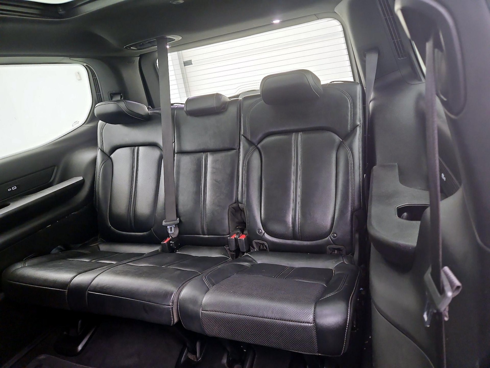 2022 Jeep Wagoneer Series III - Photo 23