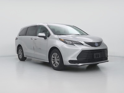 2024 Toyota Sienna Hybrid LE