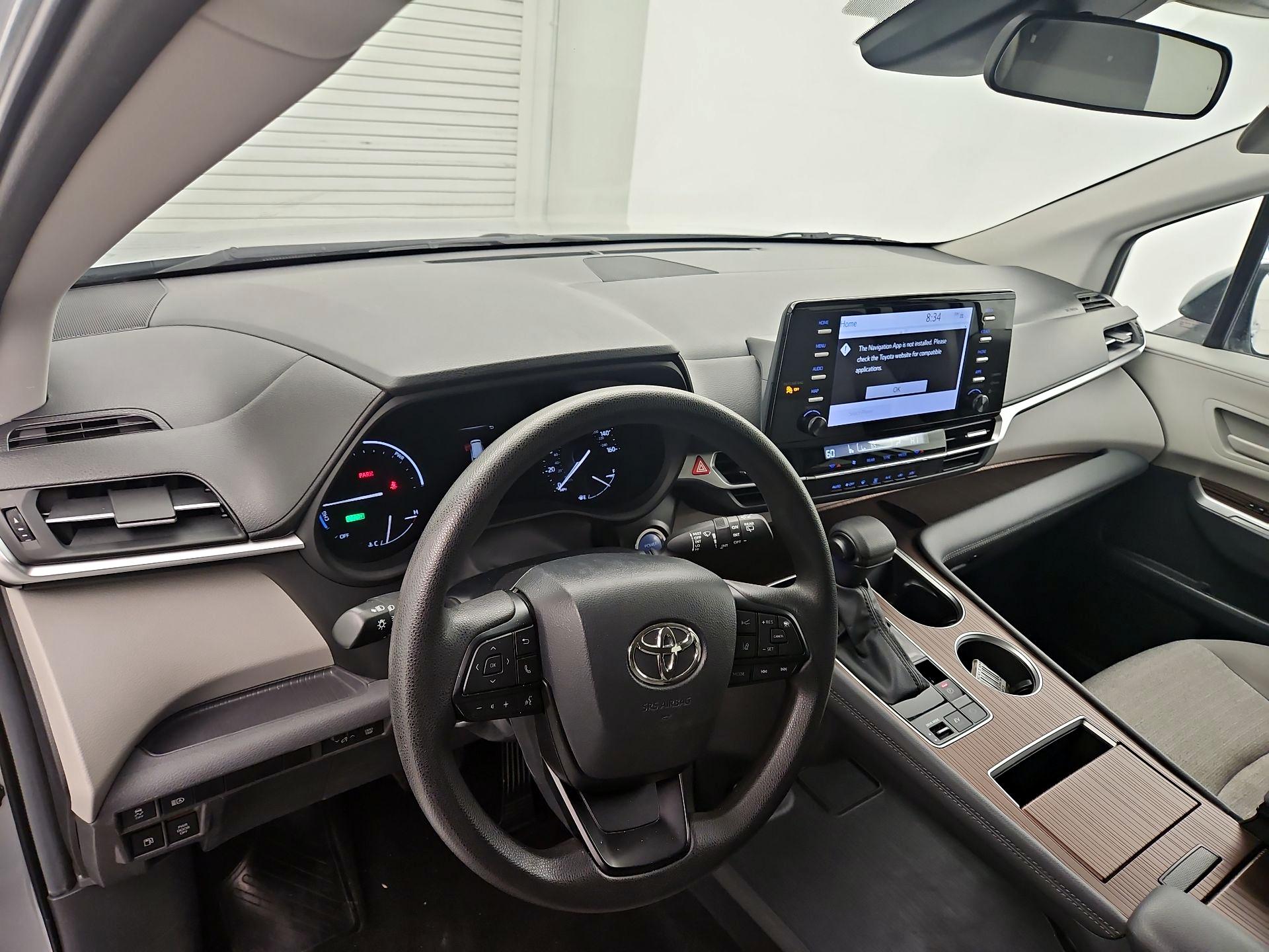 Thumbnail: 2024 Toyota Sienna - 9