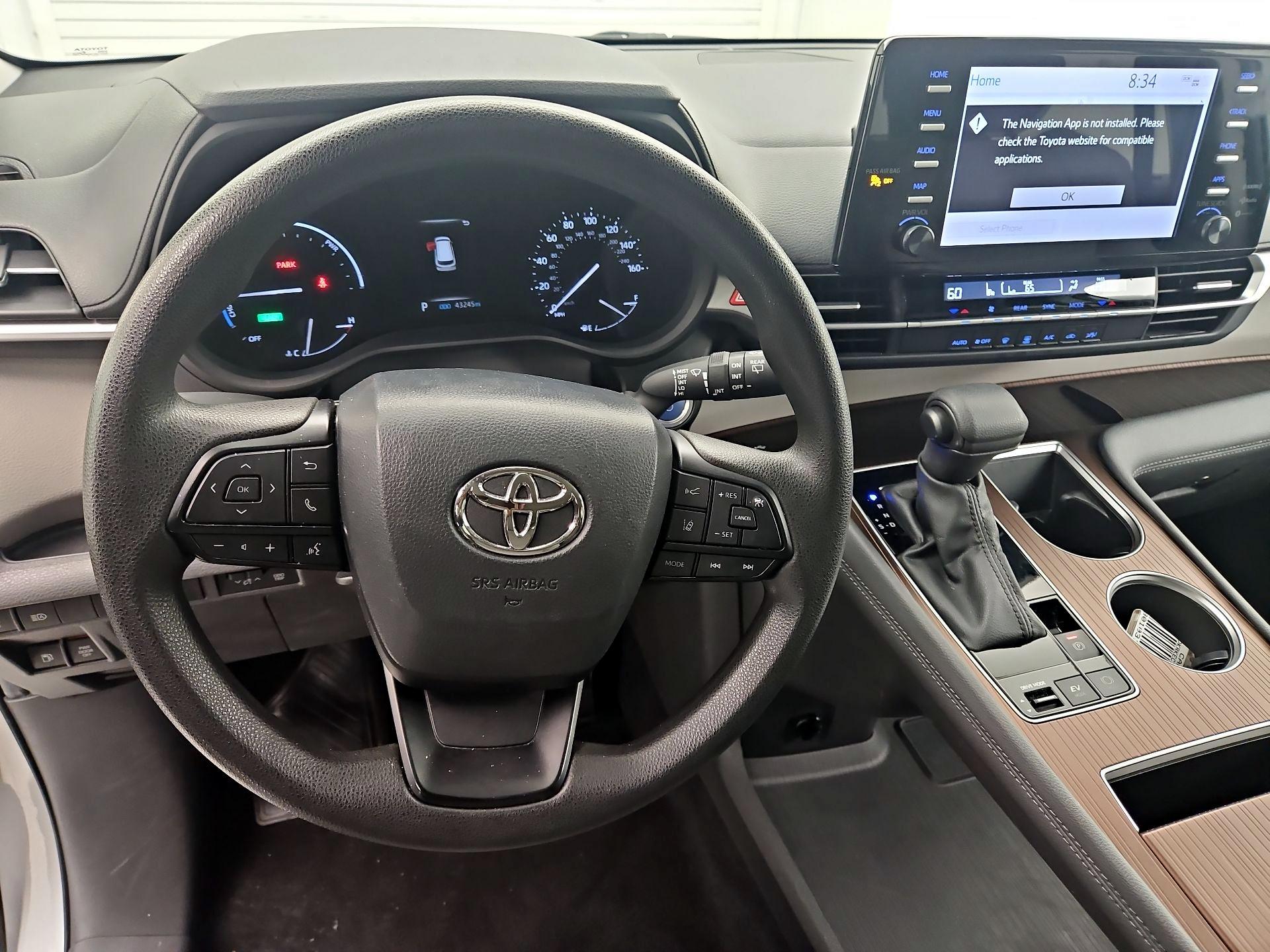 Thumbnail: 2024 Toyota Sienna - 10