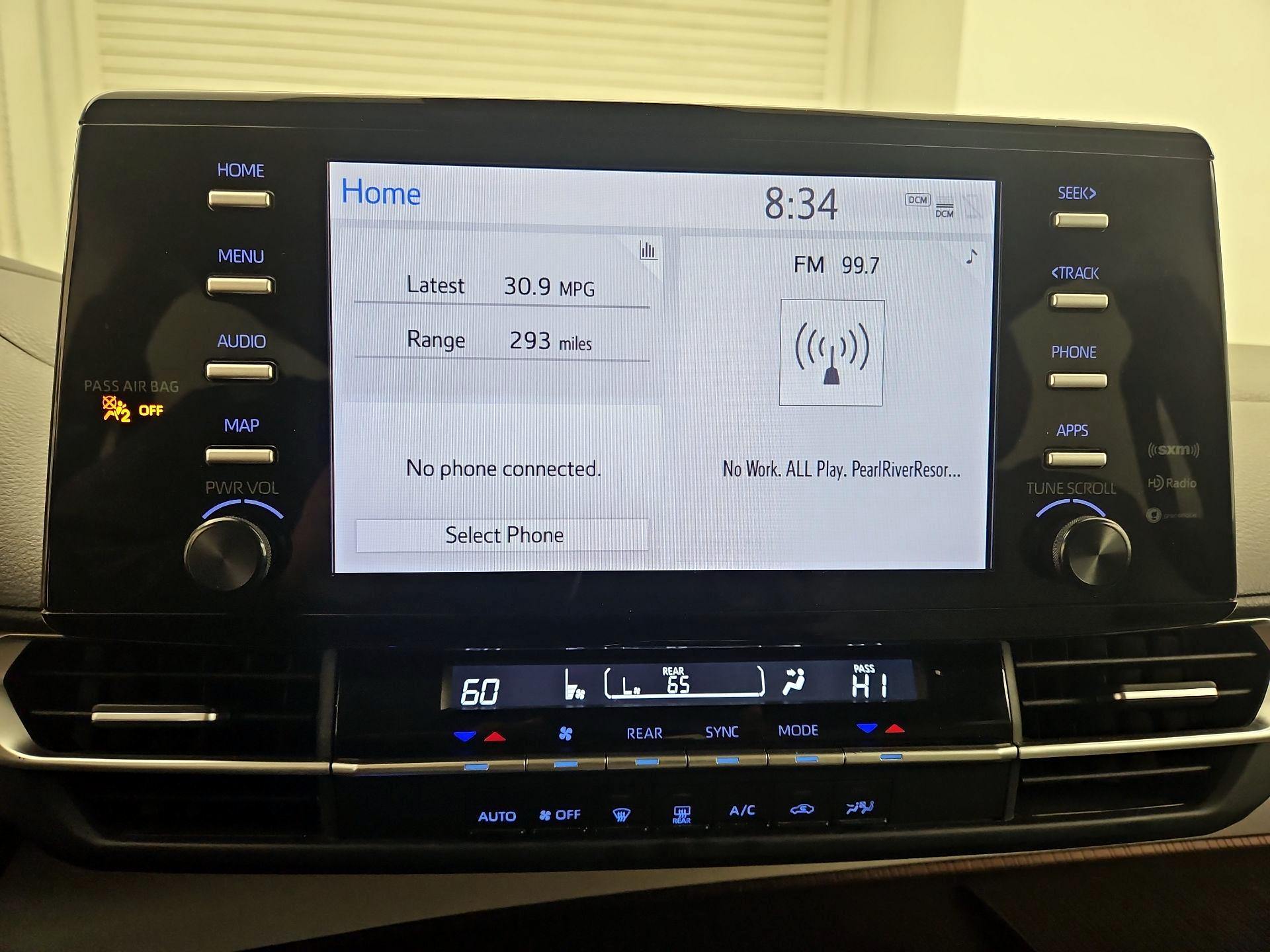 Thumbnail: 2024 Toyota Sienna - 16