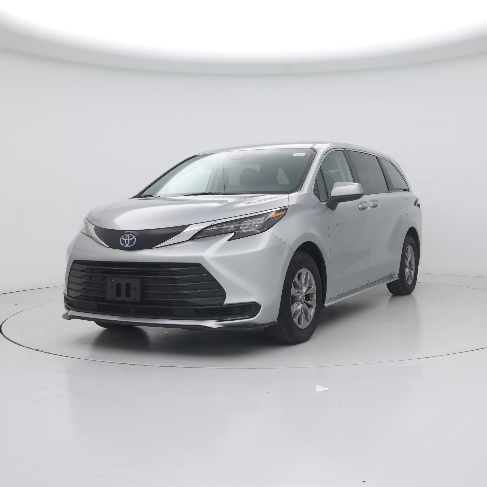 Thumbnail: 2024 Toyota Sienna - 4