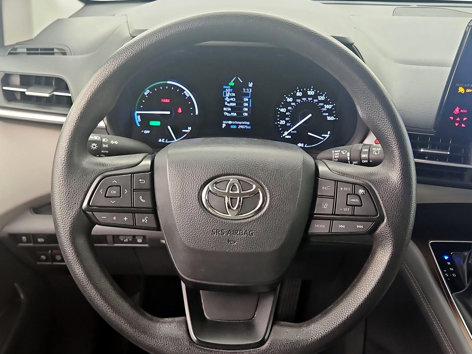 Thumbnail: 2024 Toyota Sienna - 10