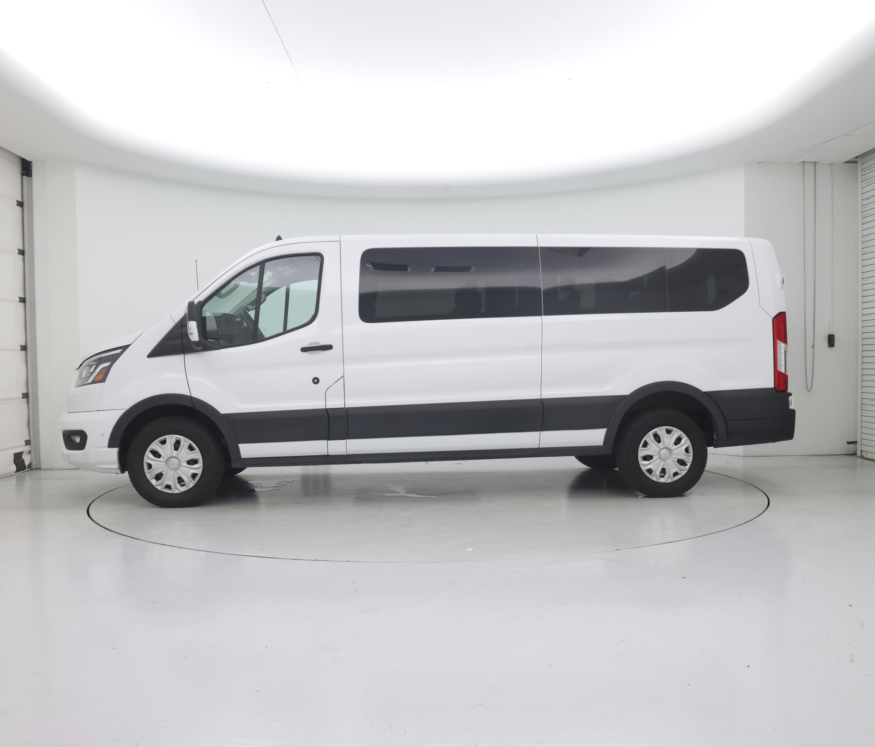 Thumbnail: 2023 Ford Transit Series - 3