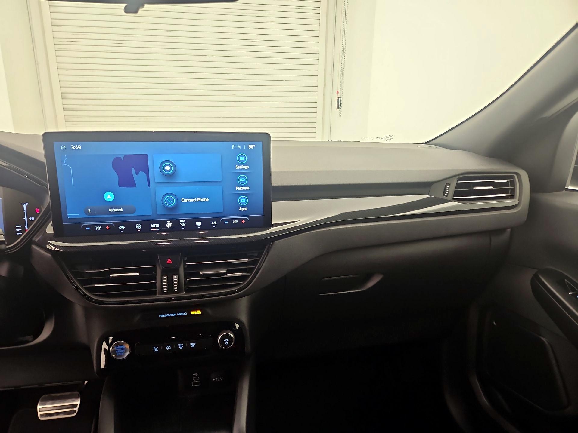 Thumbnail: 2024 Ford Escape - 9