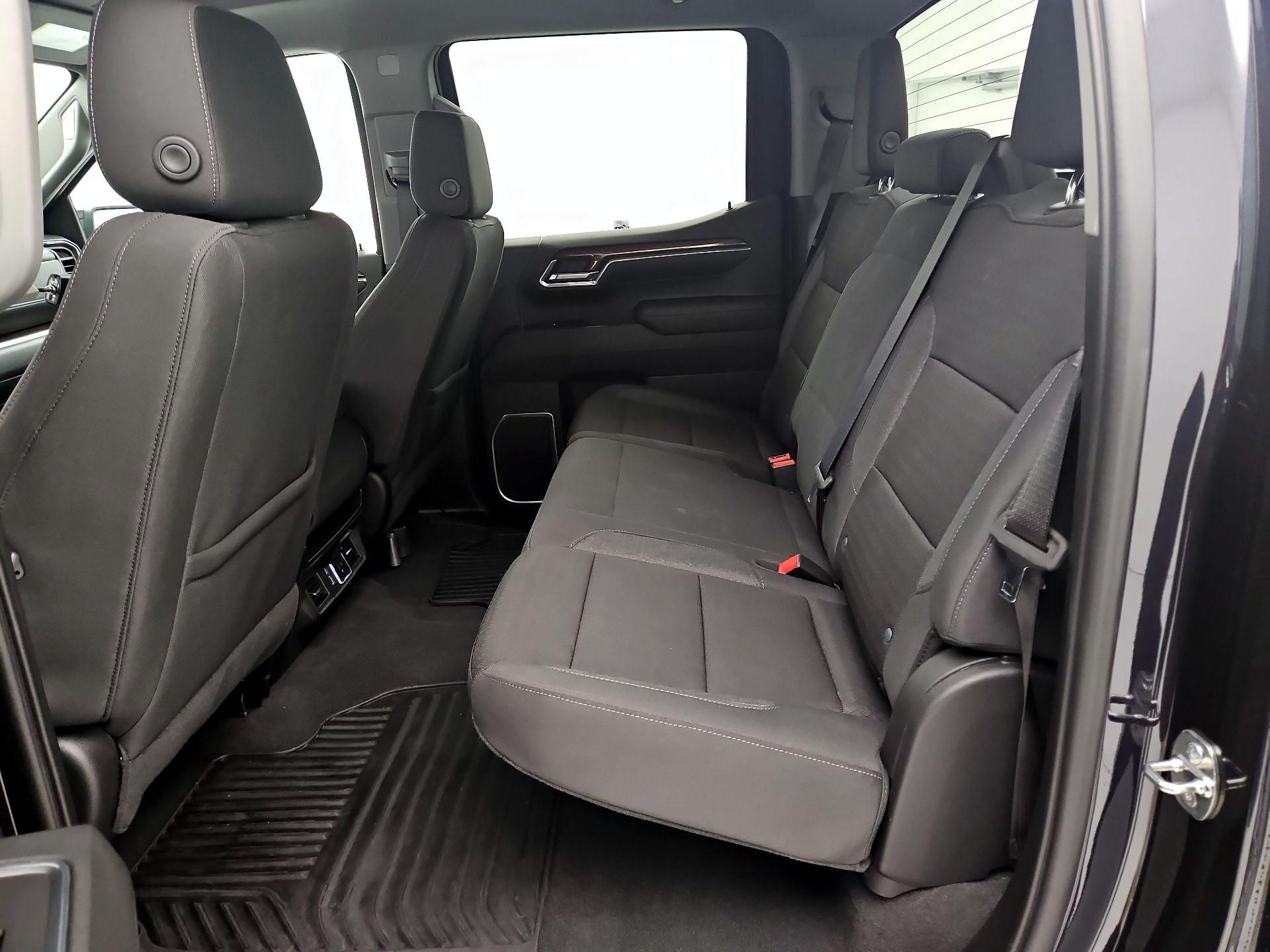 Thumbnail: 2024 Chevrolet Silverado 1500 - 20