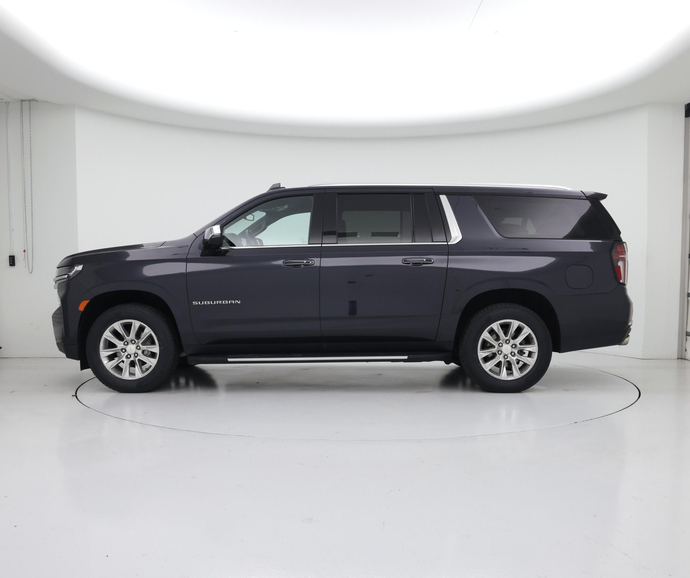 Thumbnail: 2023 Chevrolet Suburban - 3