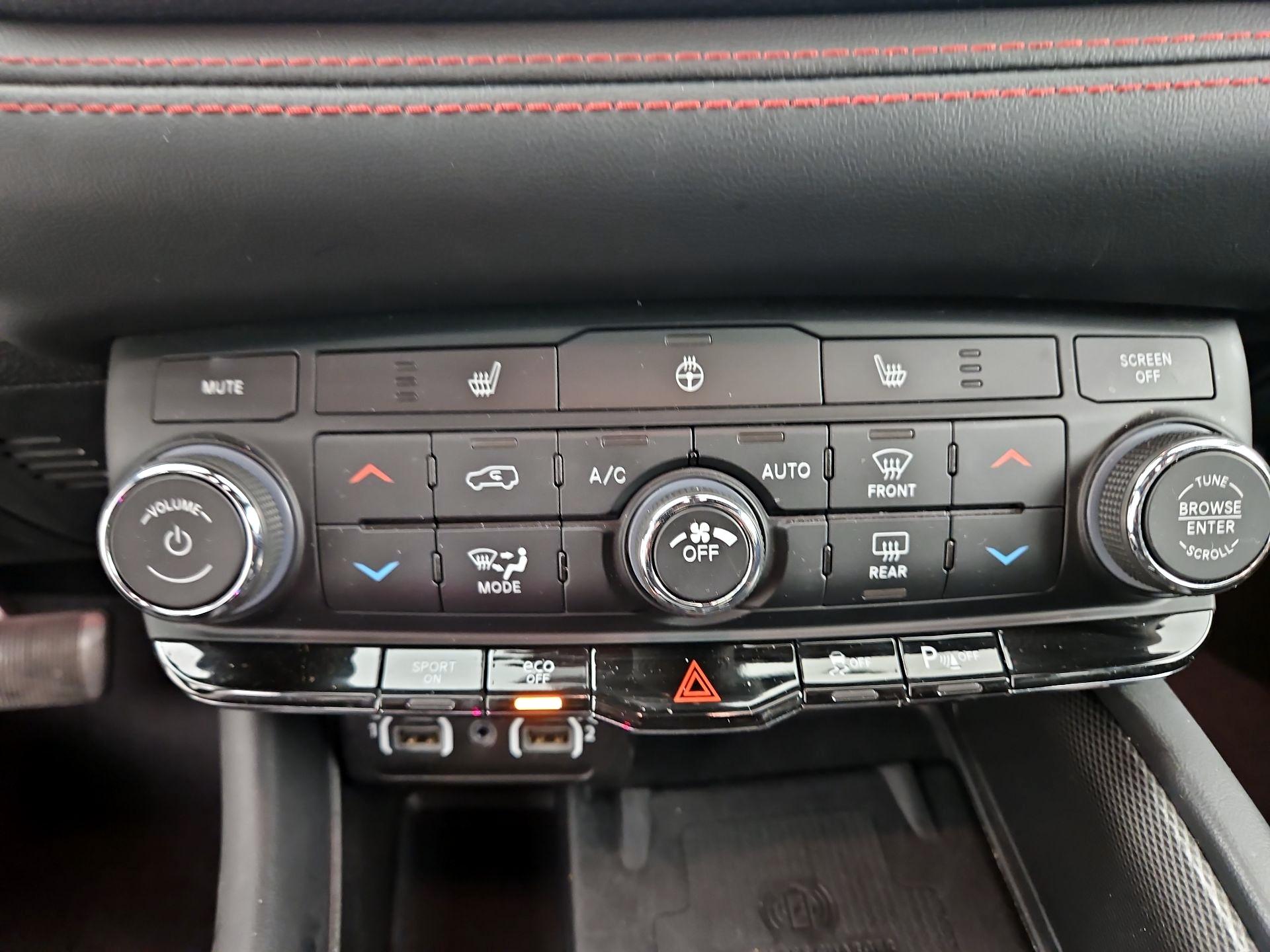 Thumbnail: 2024 Dodge Durango - 17