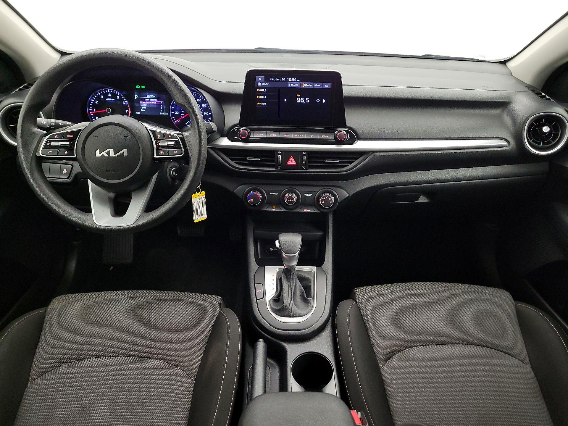 Thumbnail: 2024 Kia Forte - 9