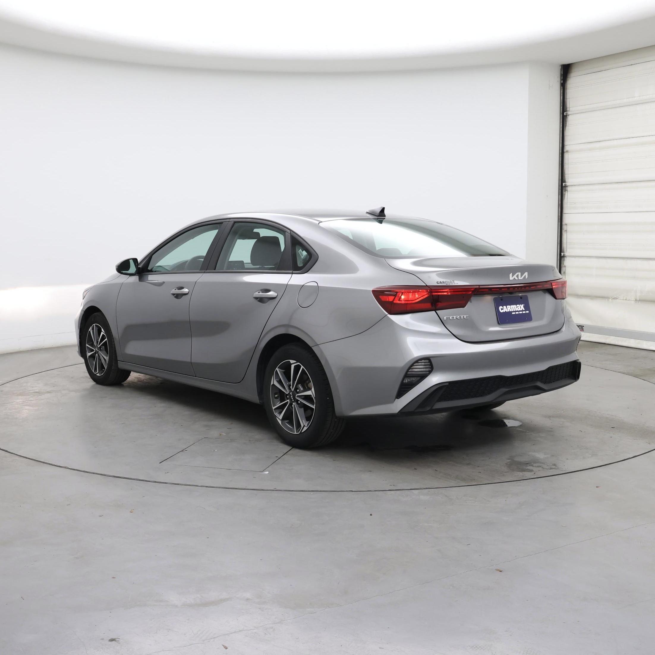 Thumbnail: 2024 Kia Forte - 2