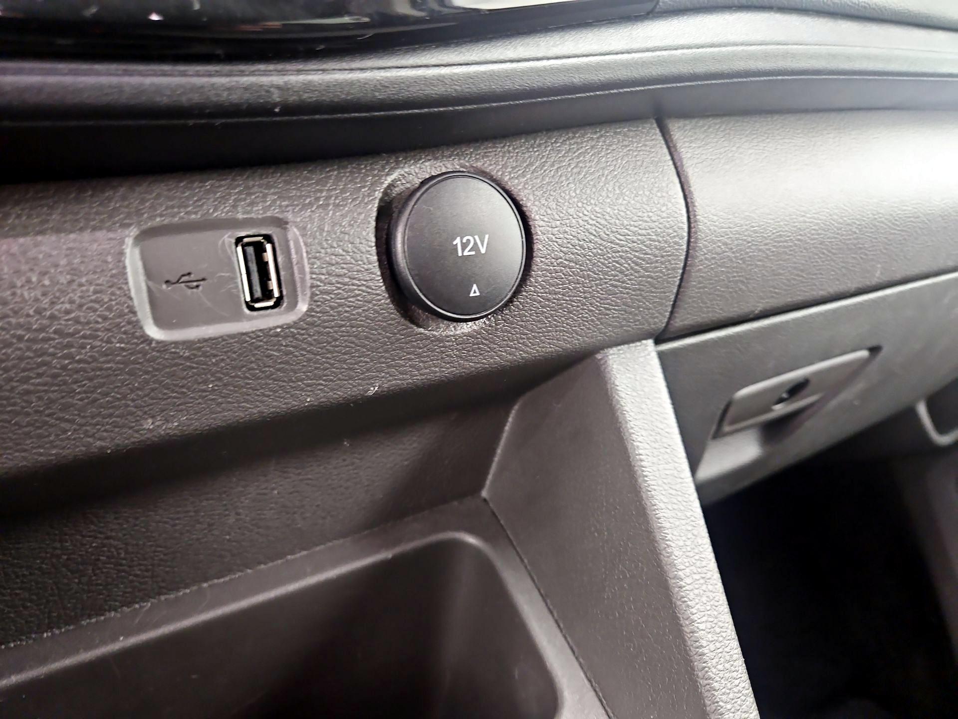 Thumbnail: 2023 Ford Transit Series - 19