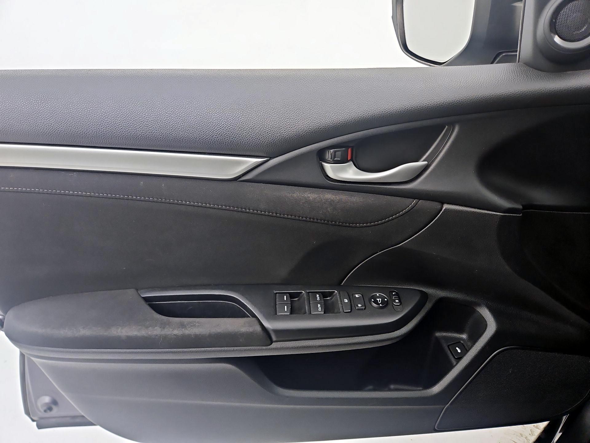 Thumbnail: 2017 Honda Civic - 12