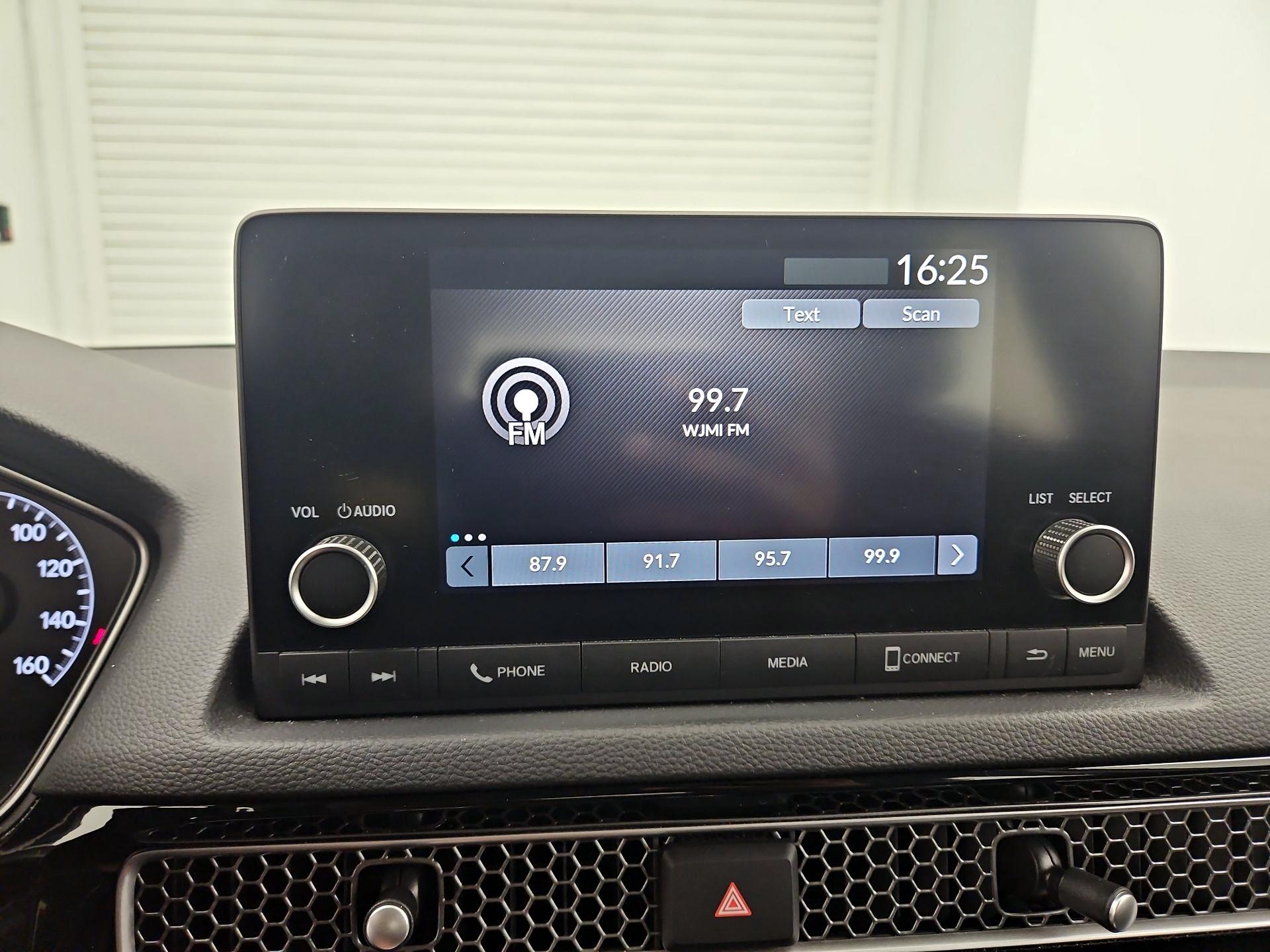 Thumbnail: 2023 Honda Civic - 15