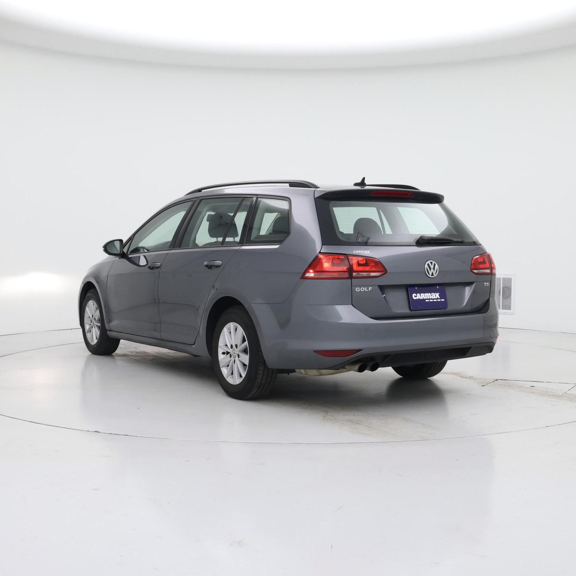 Thumbnail: 2016 Volkswagen Golf - 2