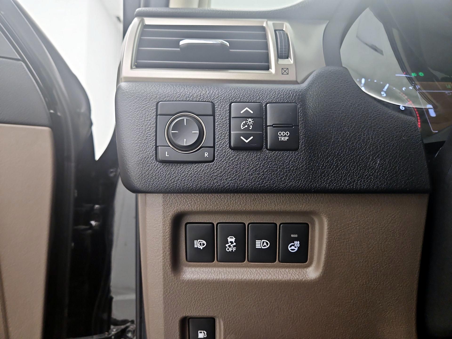 Thumbnail: 2021 Lexus GX - 13