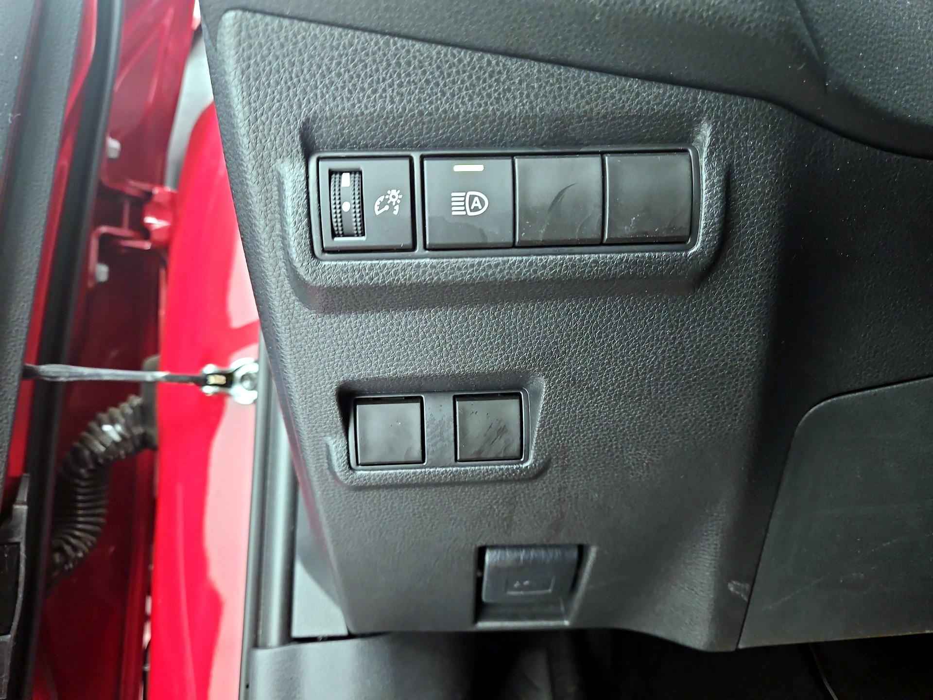 Thumbnail: 2023 Toyota Corolla Cross - 13