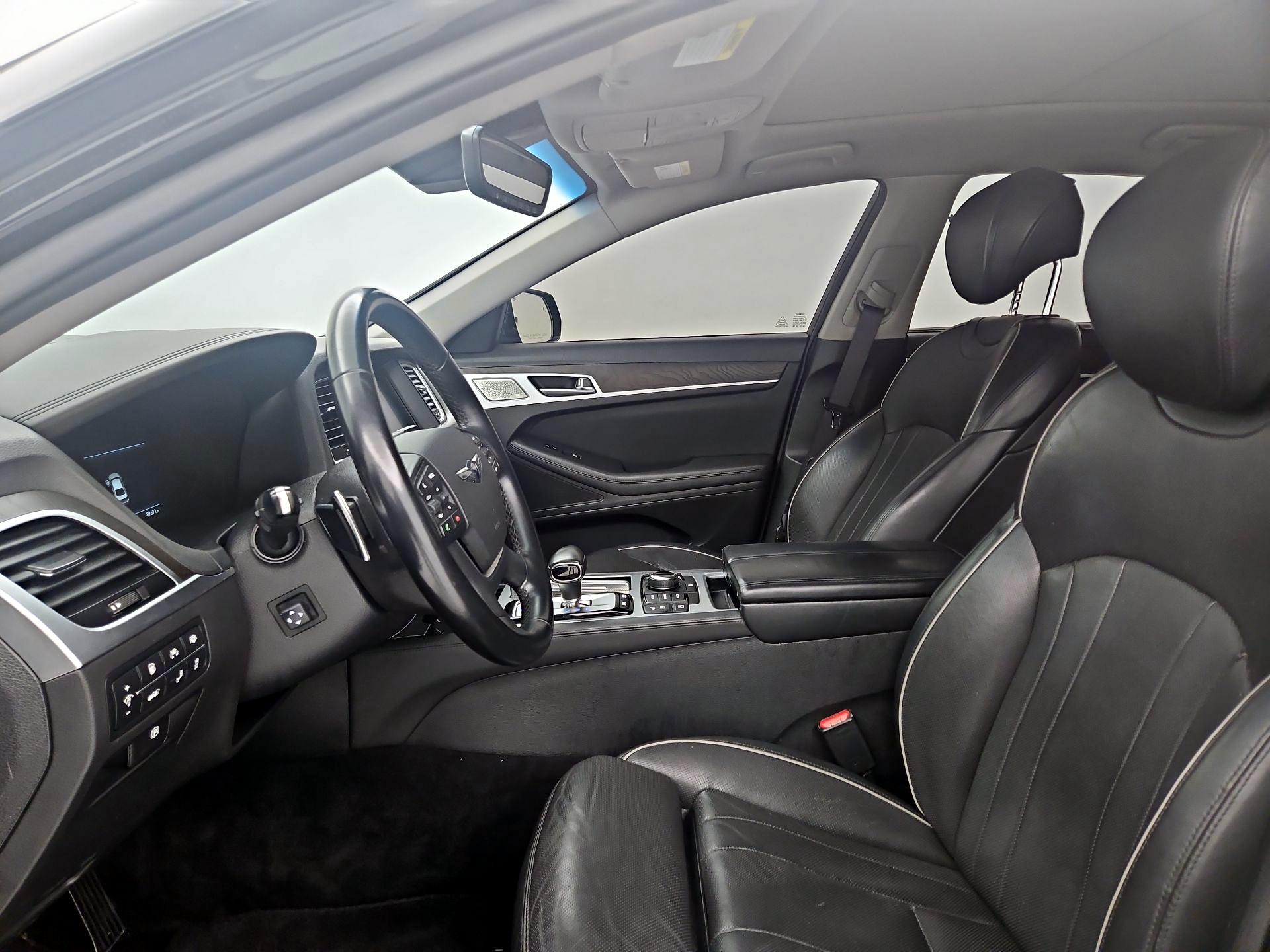 Thumbnail: 2018 Genesis G80 - 11