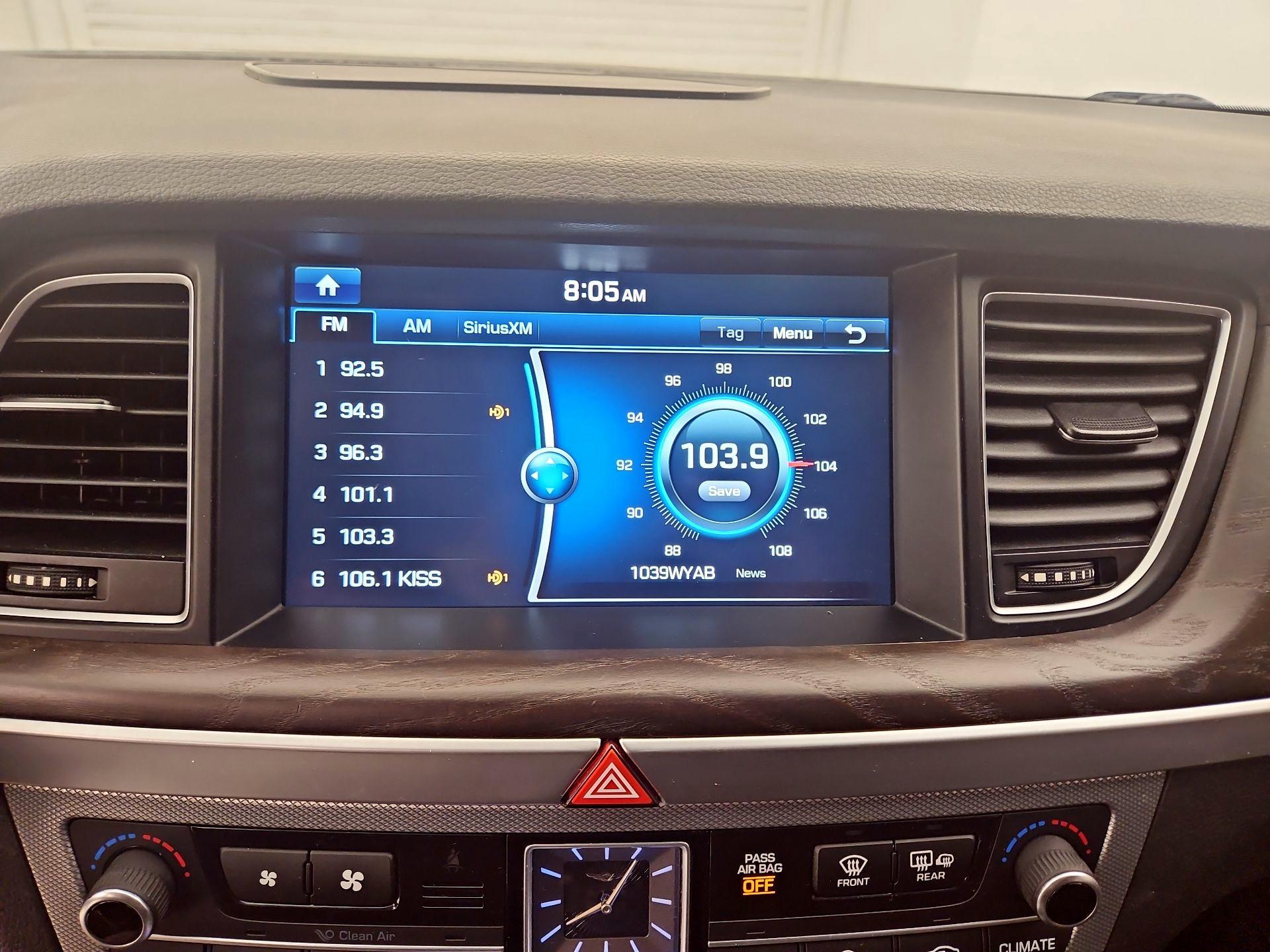 Thumbnail: 2018 Genesis G80 - 16