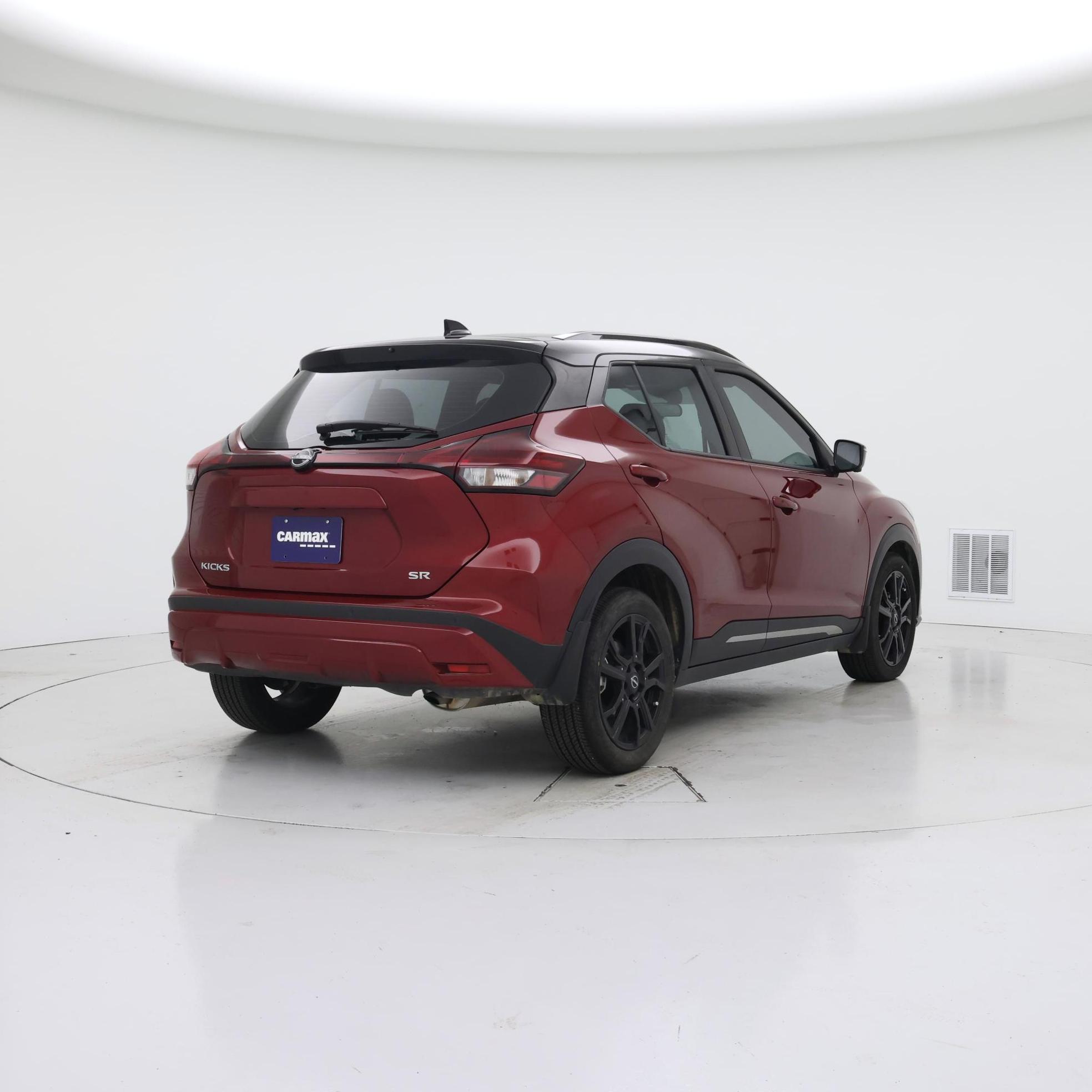 Thumbnail: 2023 Nissan Kicks - 8