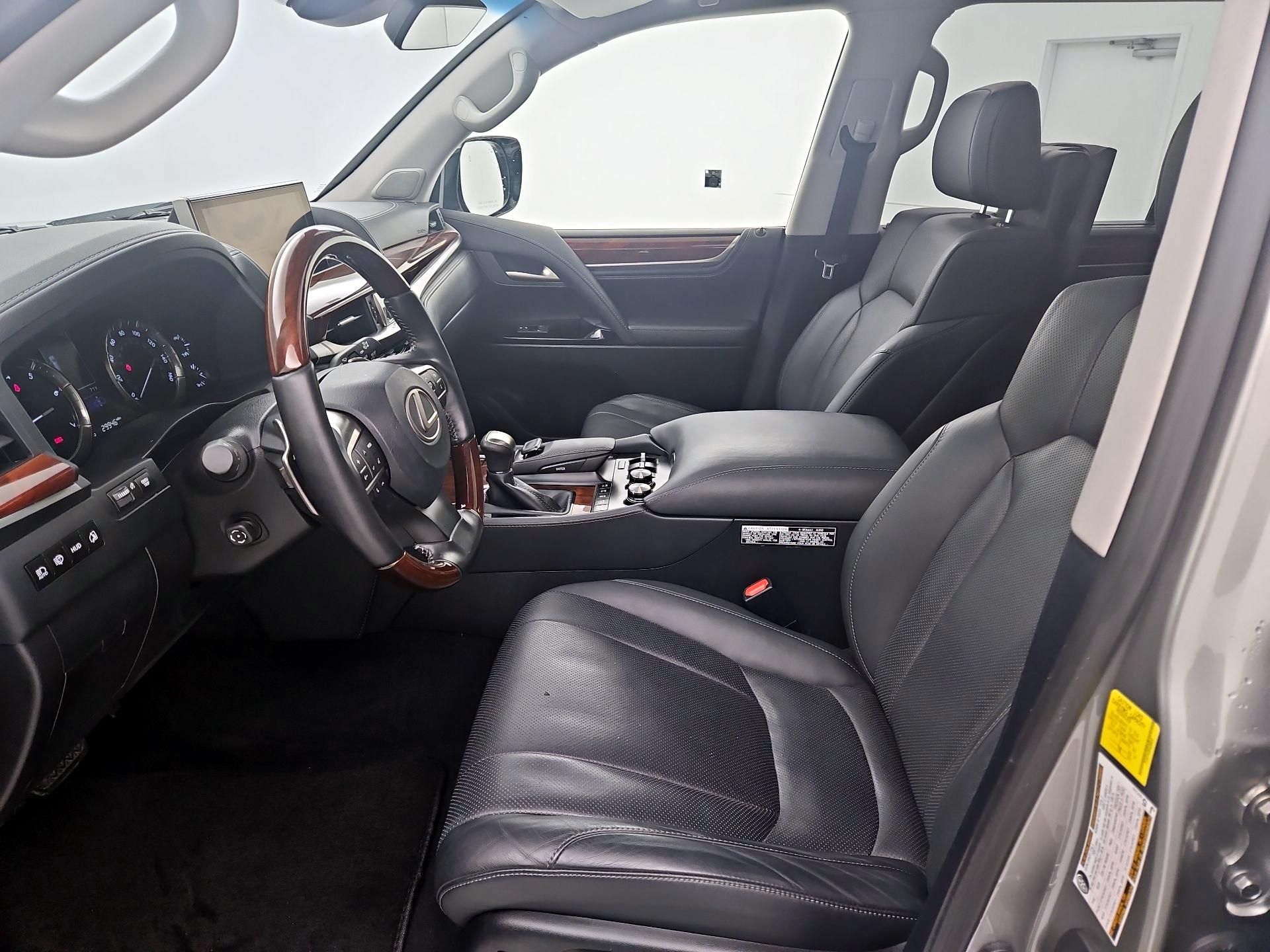 Thumbnail: 2019 Lexus LX - 11