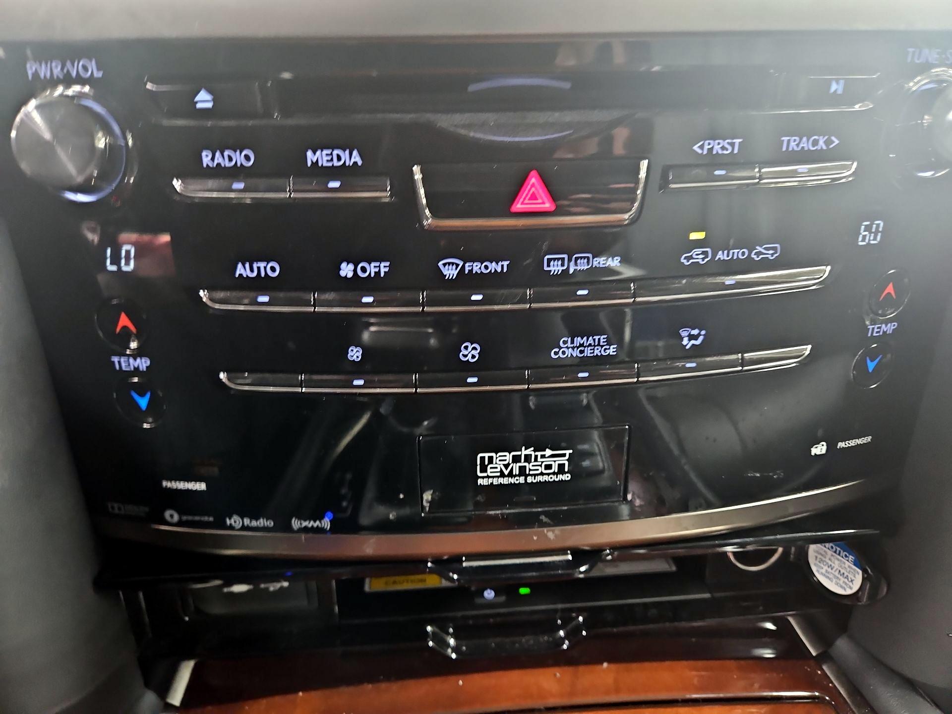 Thumbnail: 2019 Lexus LX - 17