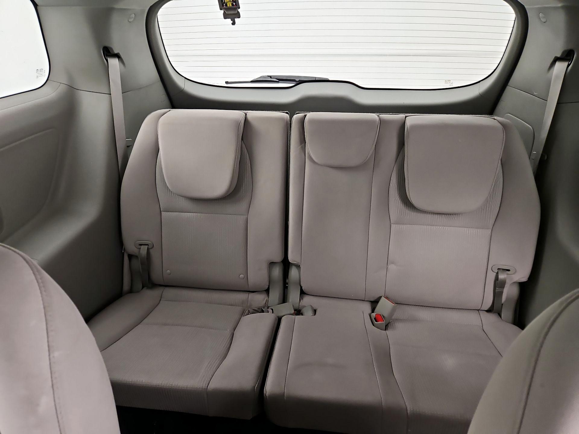 Thumbnail: 2020 Kia Sedona - 20