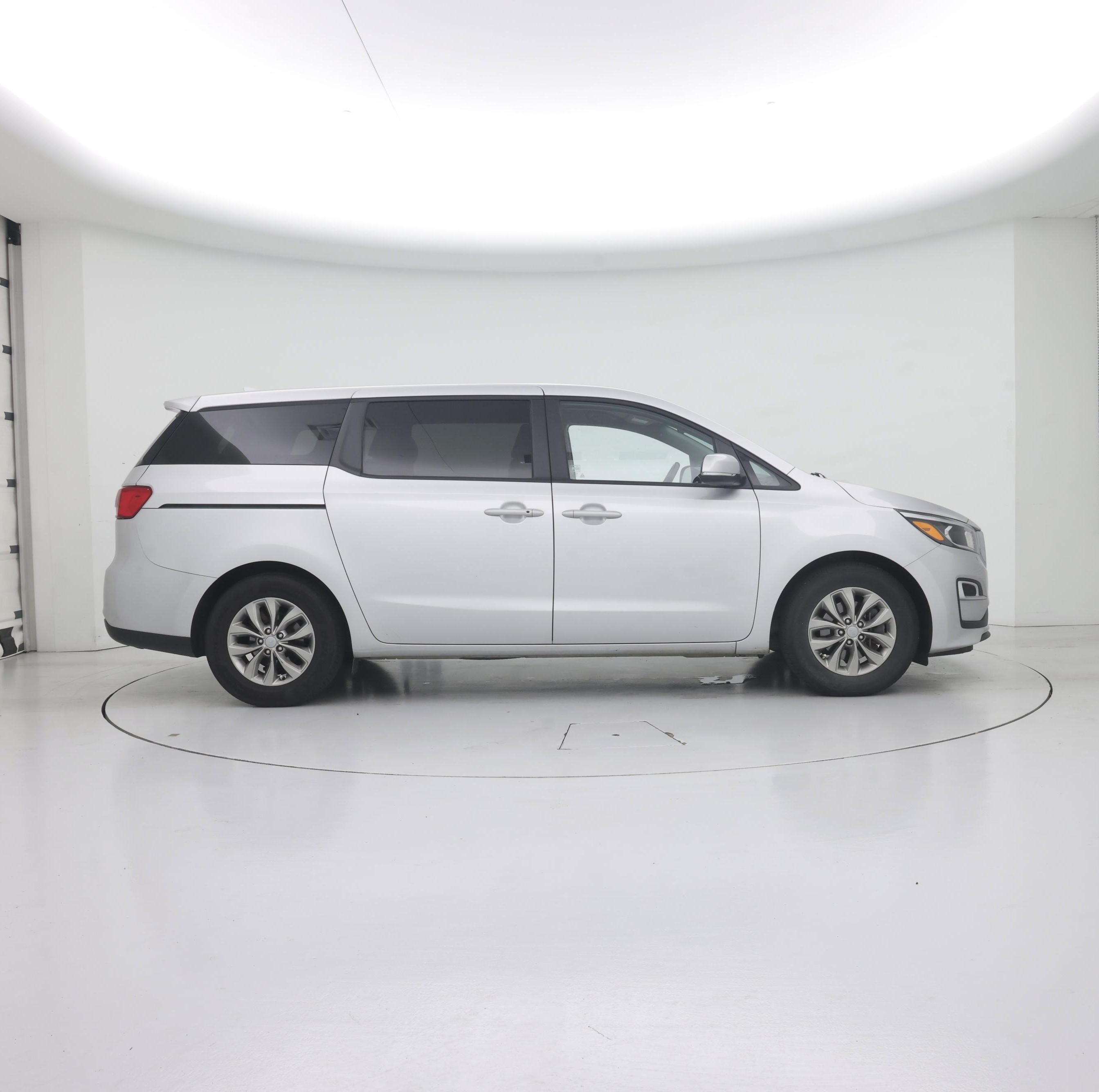 Thumbnail: 2020 Kia Sedona - 7