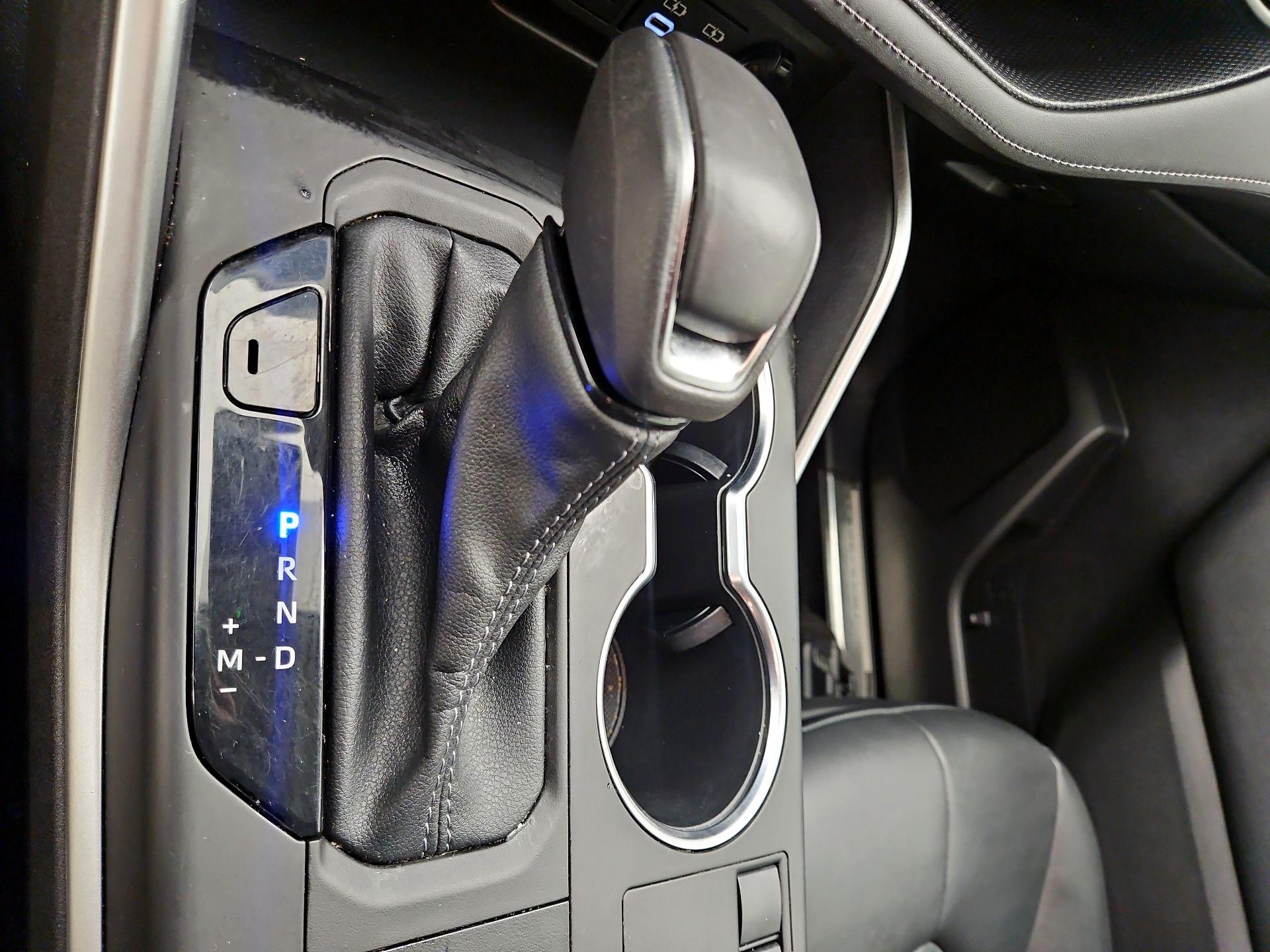 Thumbnail: 2023 Toyota Highlander - 17