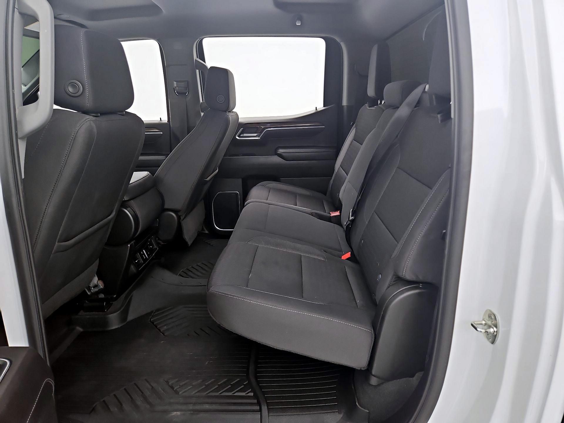 Thumbnail: 2022 Chevrolet Silverado 1500 - 19