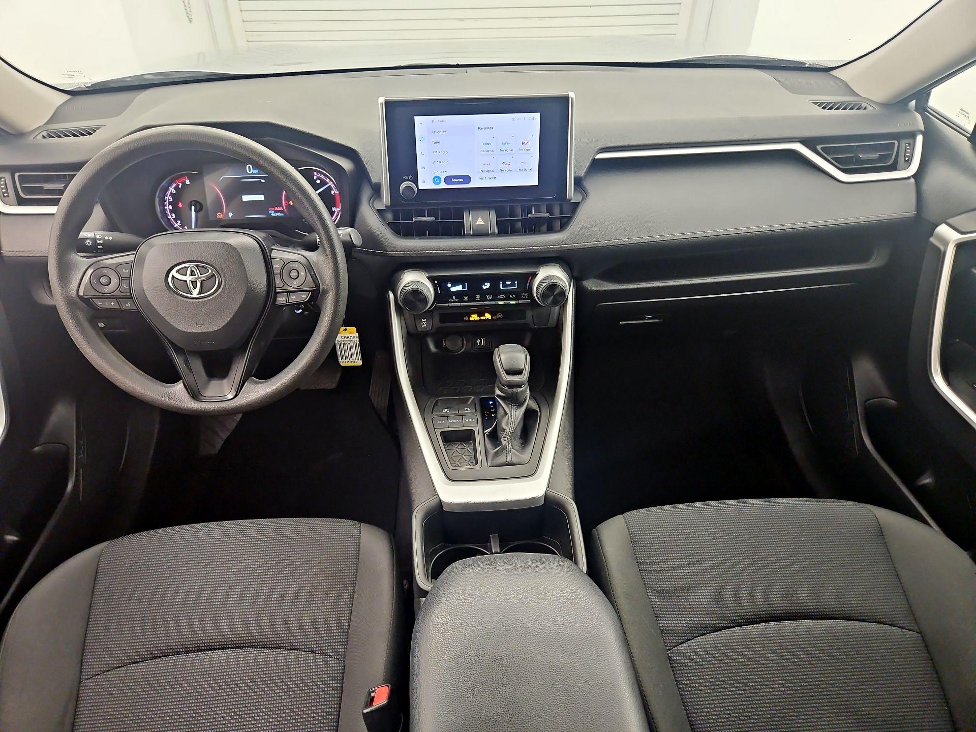 Thumbnail: 2023 Toyota RAV4 - 9