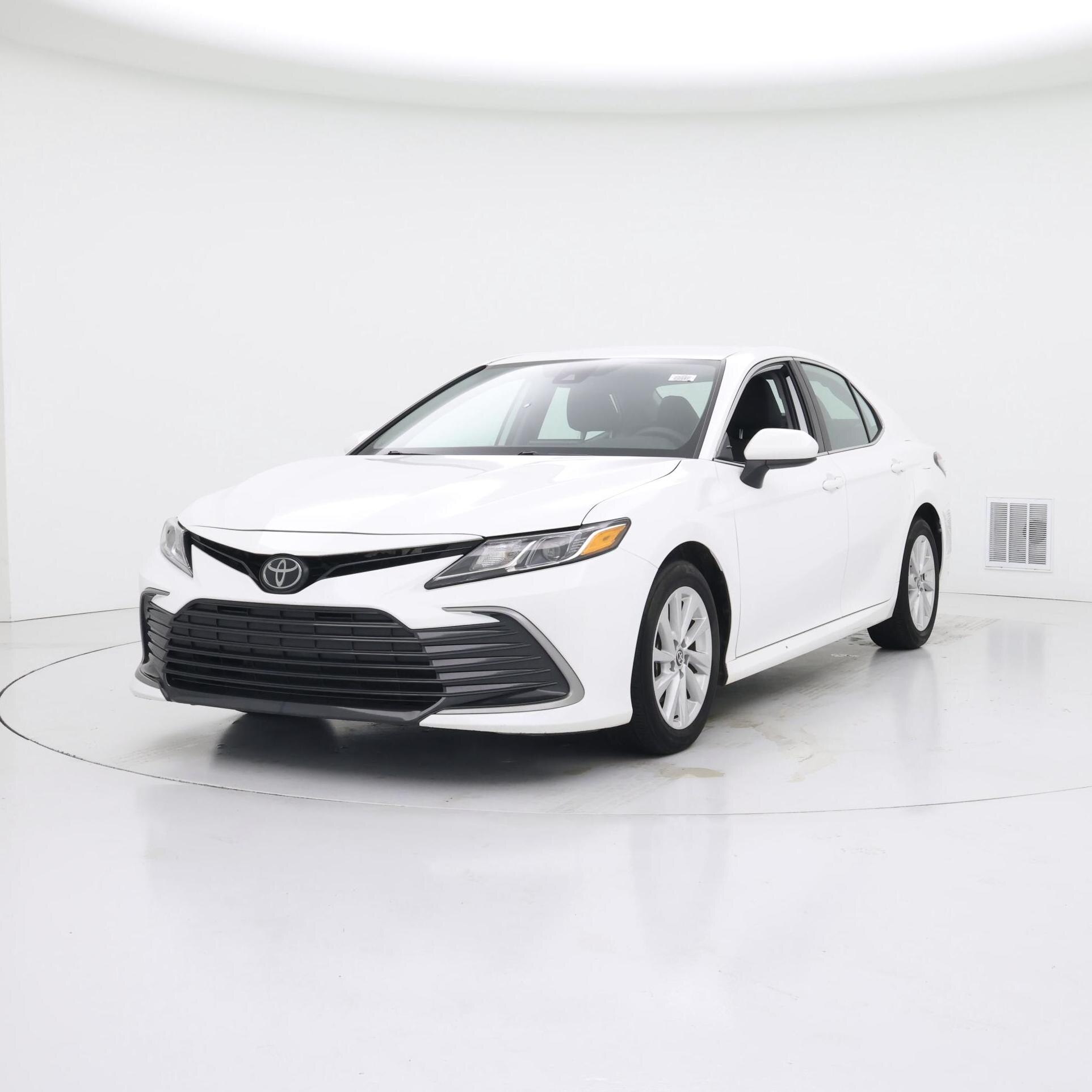Thumbnail: 2023 Toyota Camry - 4