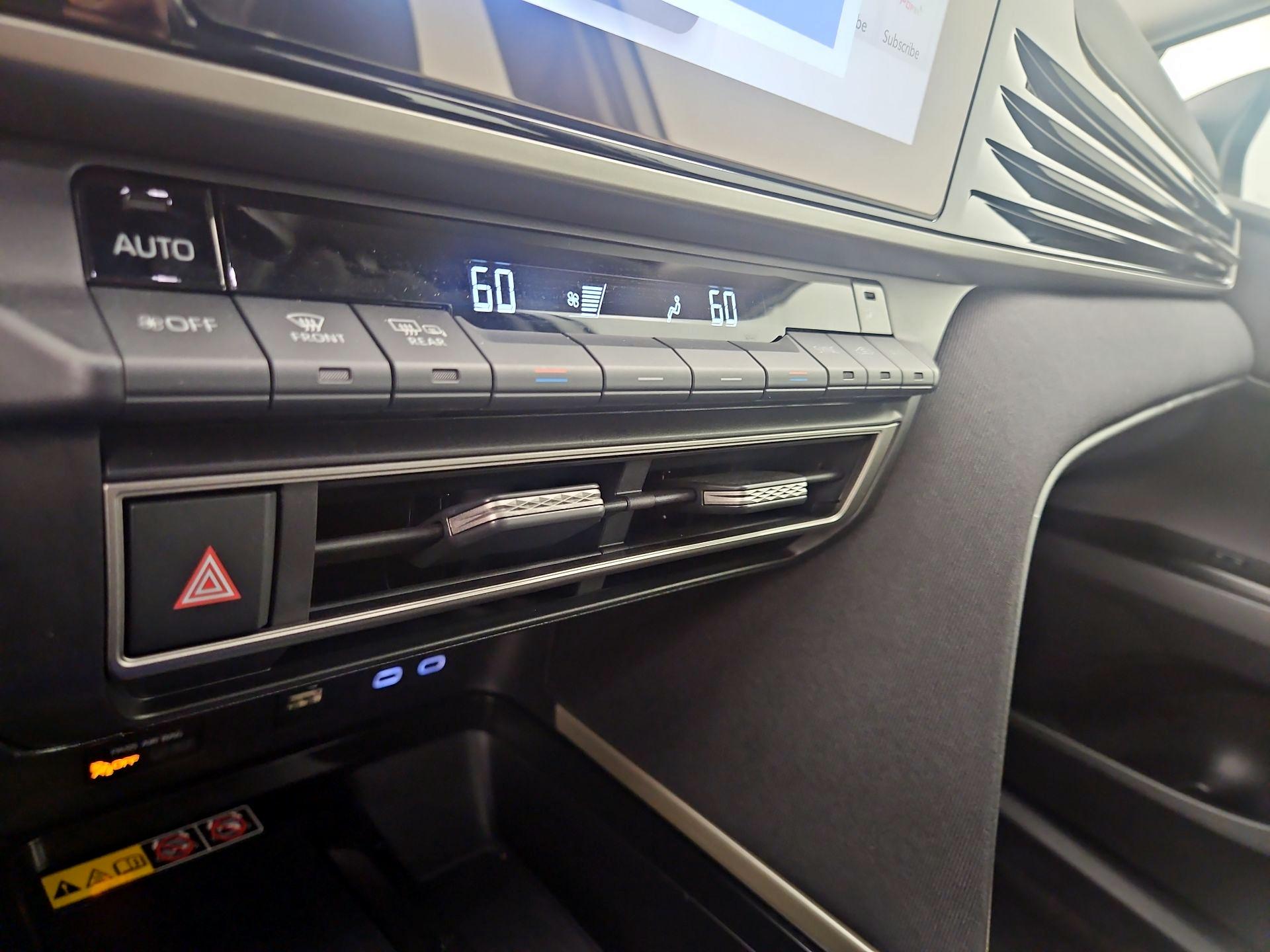 Thumbnail: 2025 Toyota Camry - 16