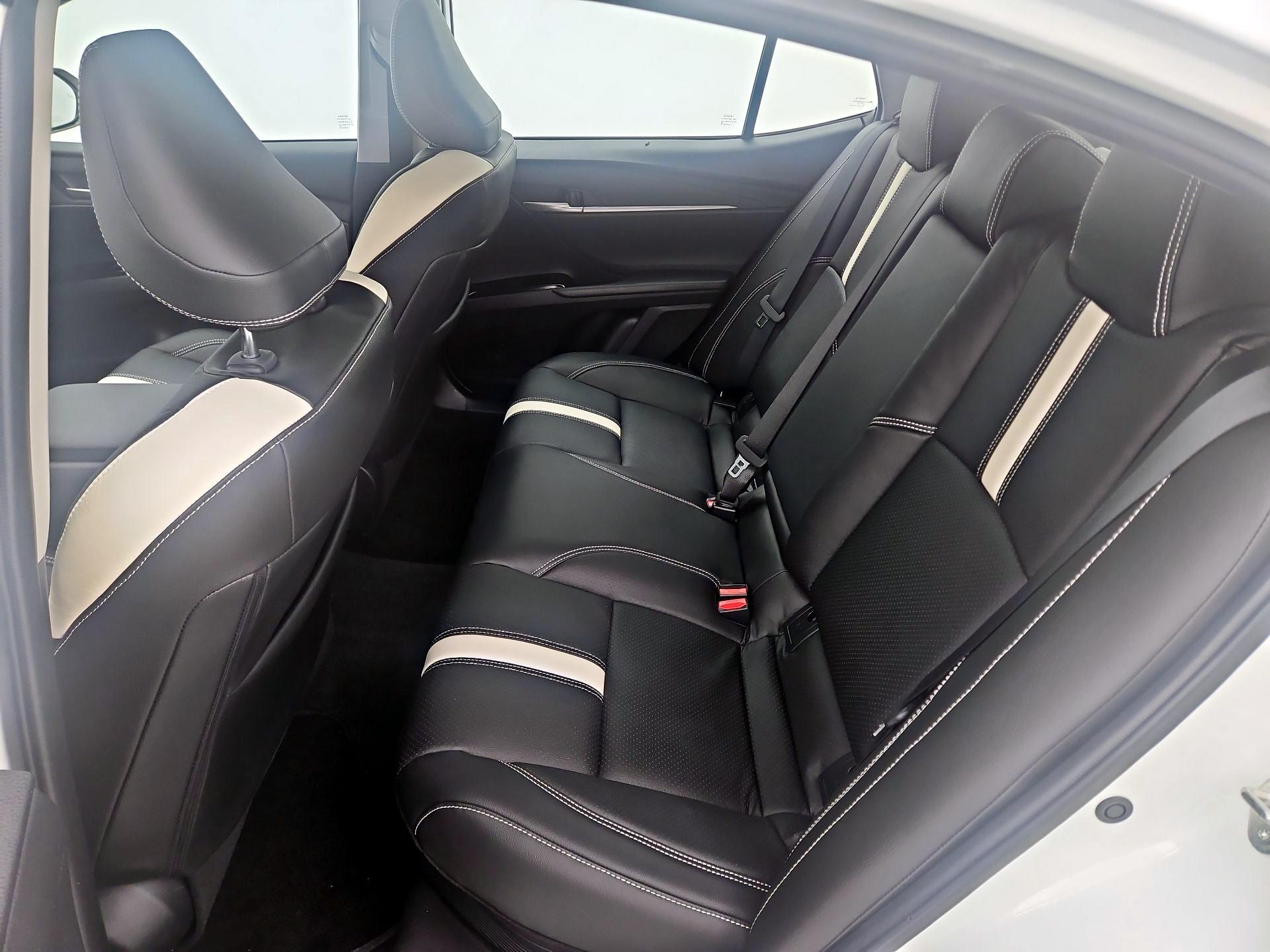 Thumbnail: 2025 Toyota Camry - 19