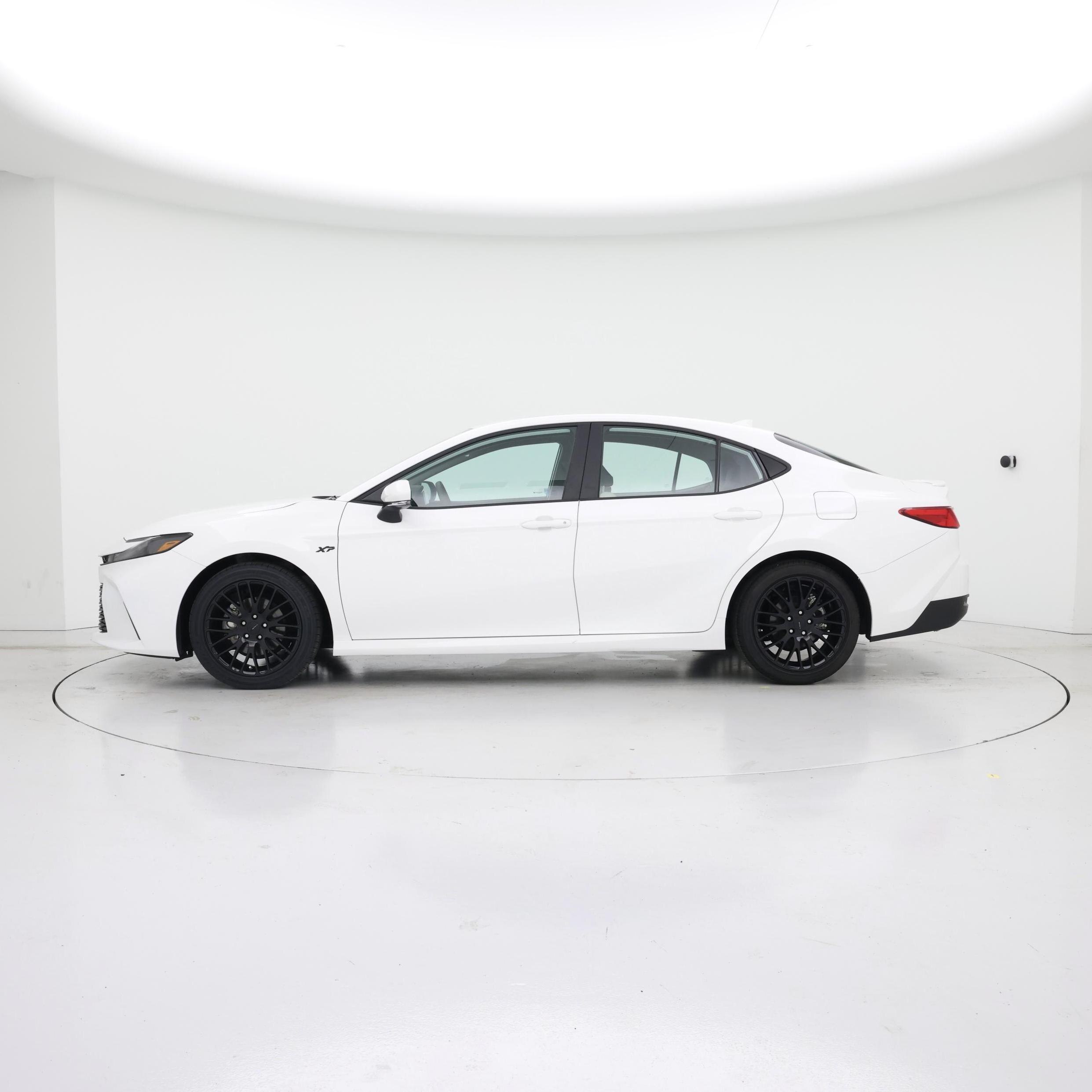 Thumbnail: 2025 Toyota Camry - 3