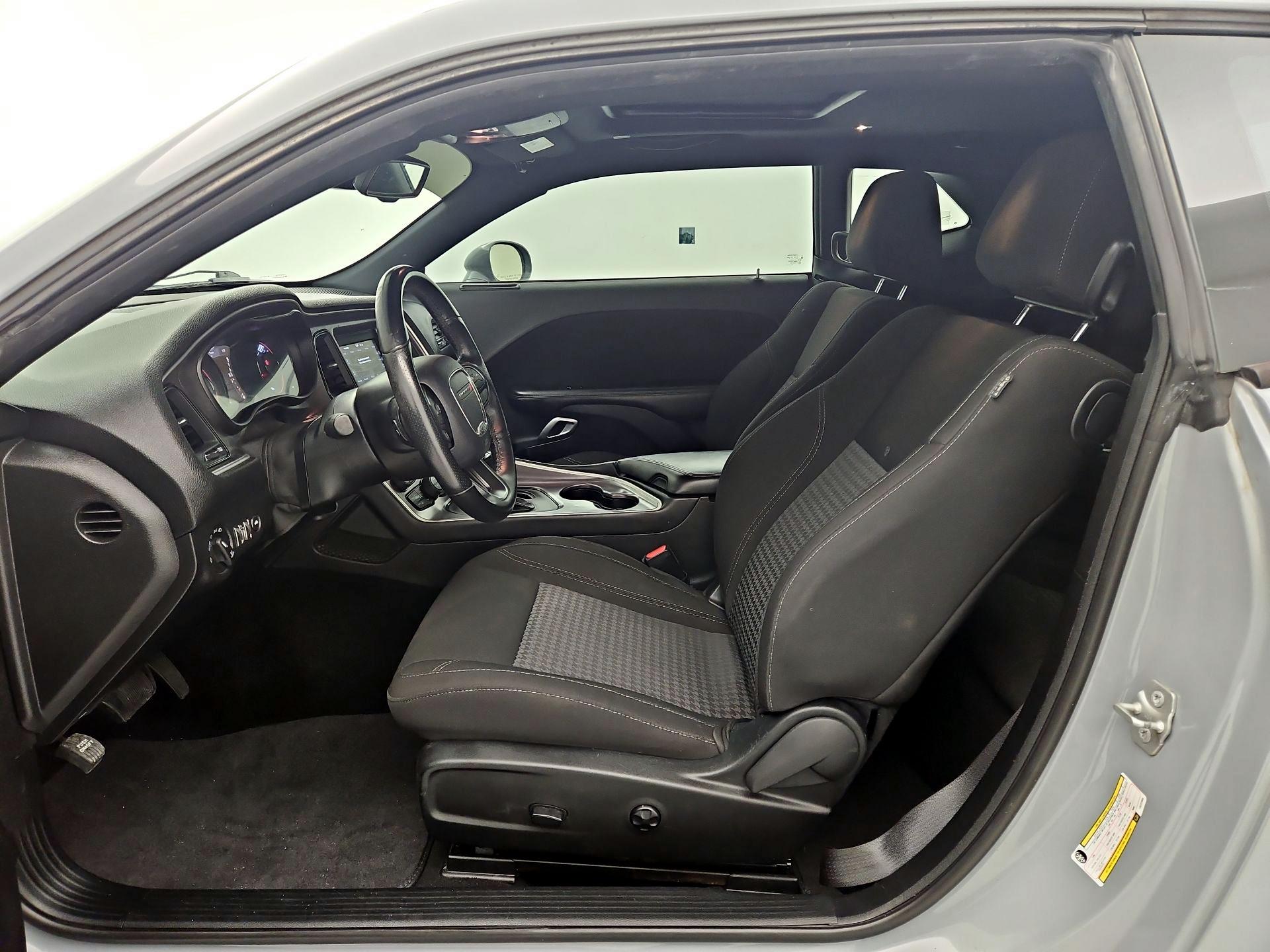 Thumbnail: 2020 Dodge Challenger - 11