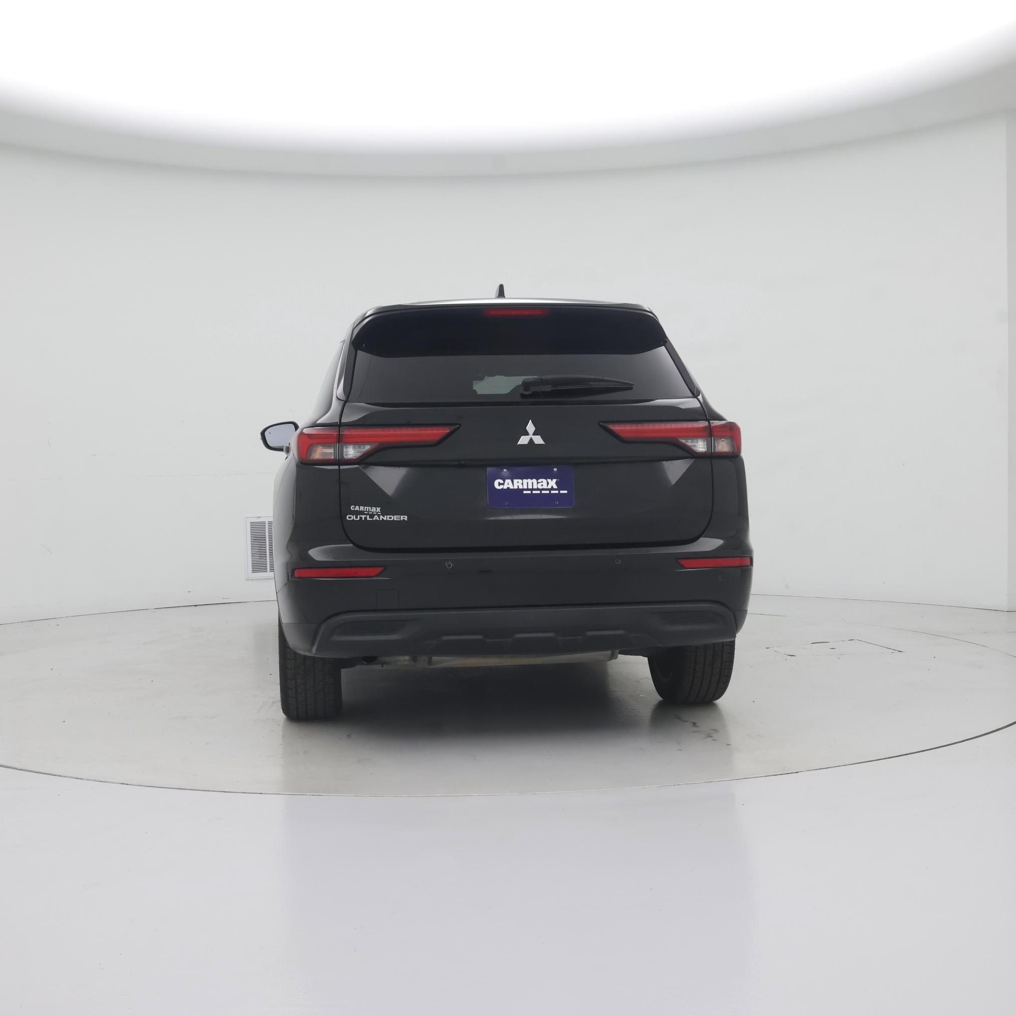 Thumbnail: 2022 Mitsubishi Outlander - 6