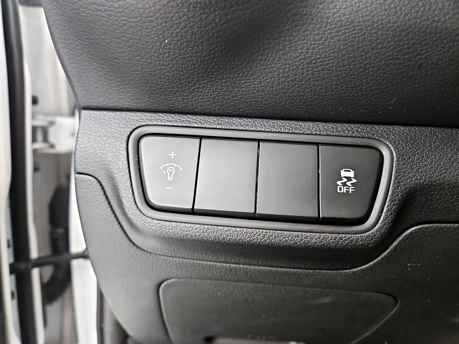 Thumbnail: 2024 Kia Forte - 13