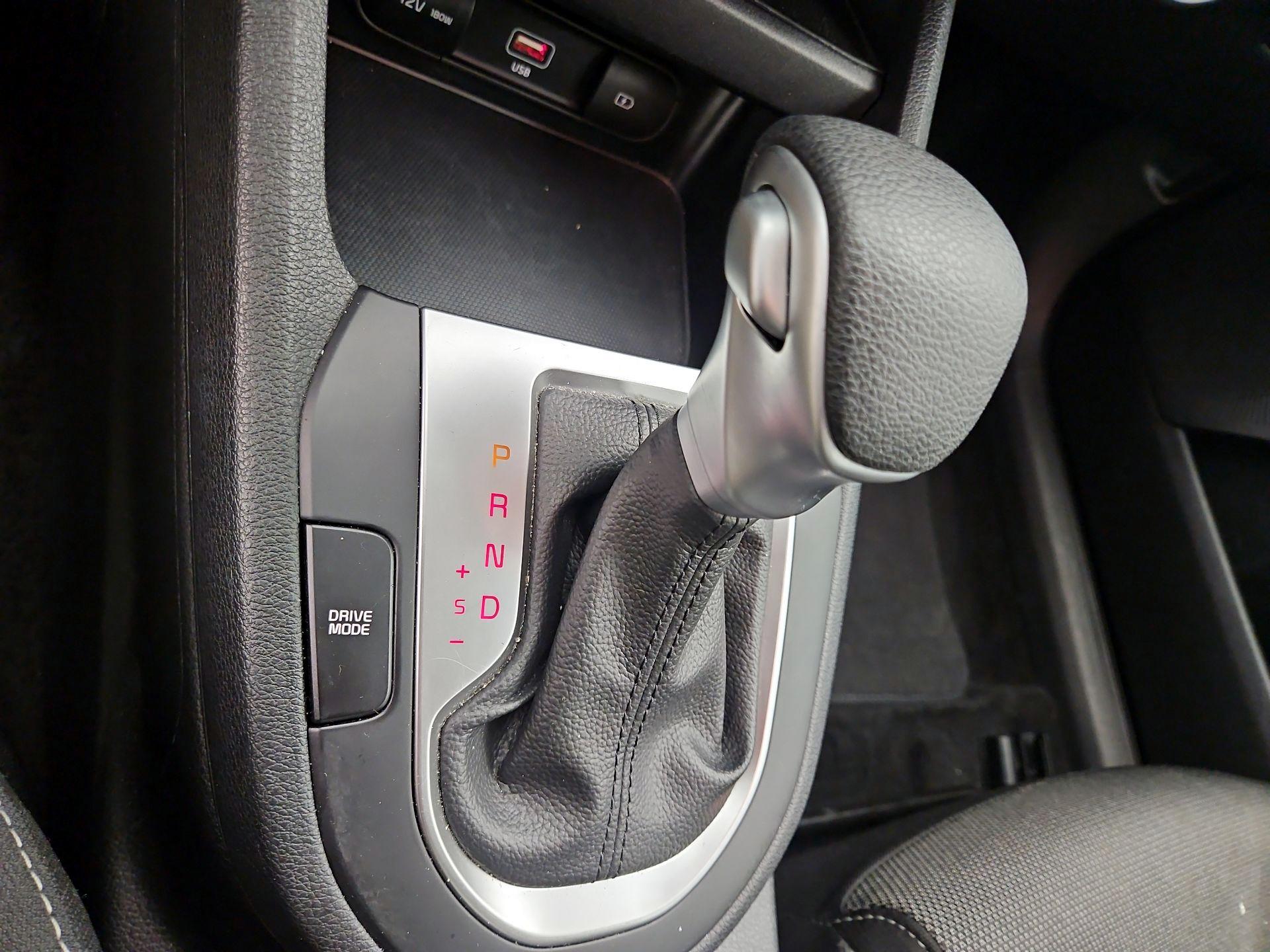 Thumbnail: 2024 Kia Forte - 17