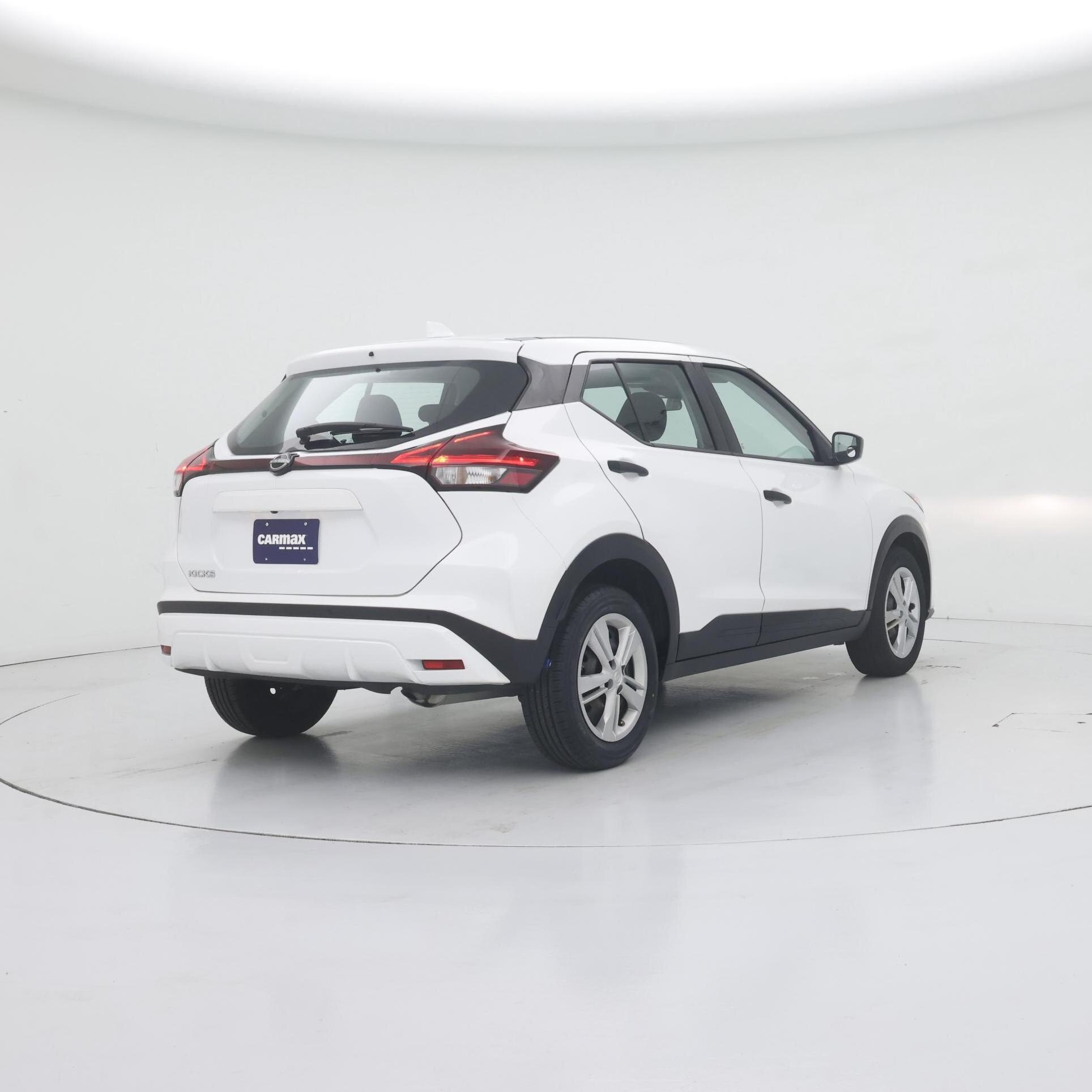 Thumbnail: 2023 Nissan Kicks - 8