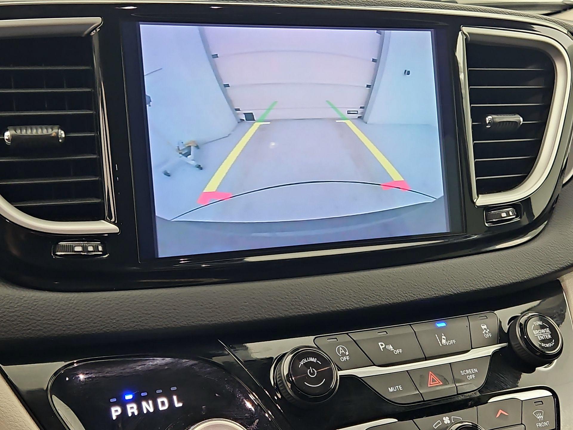 Thumbnail: 2024 Chrysler Pacifica - 14