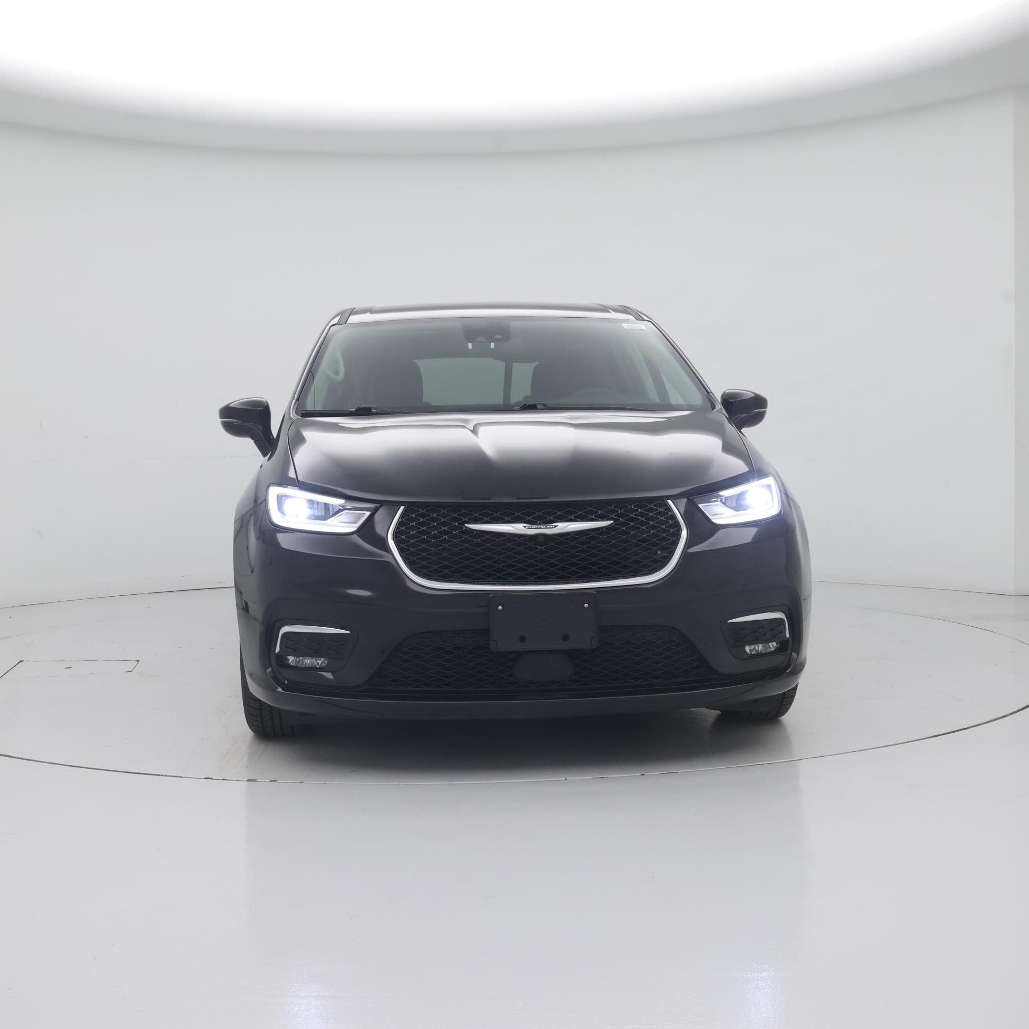 Thumbnail: 2024 Chrysler Pacifica - 5